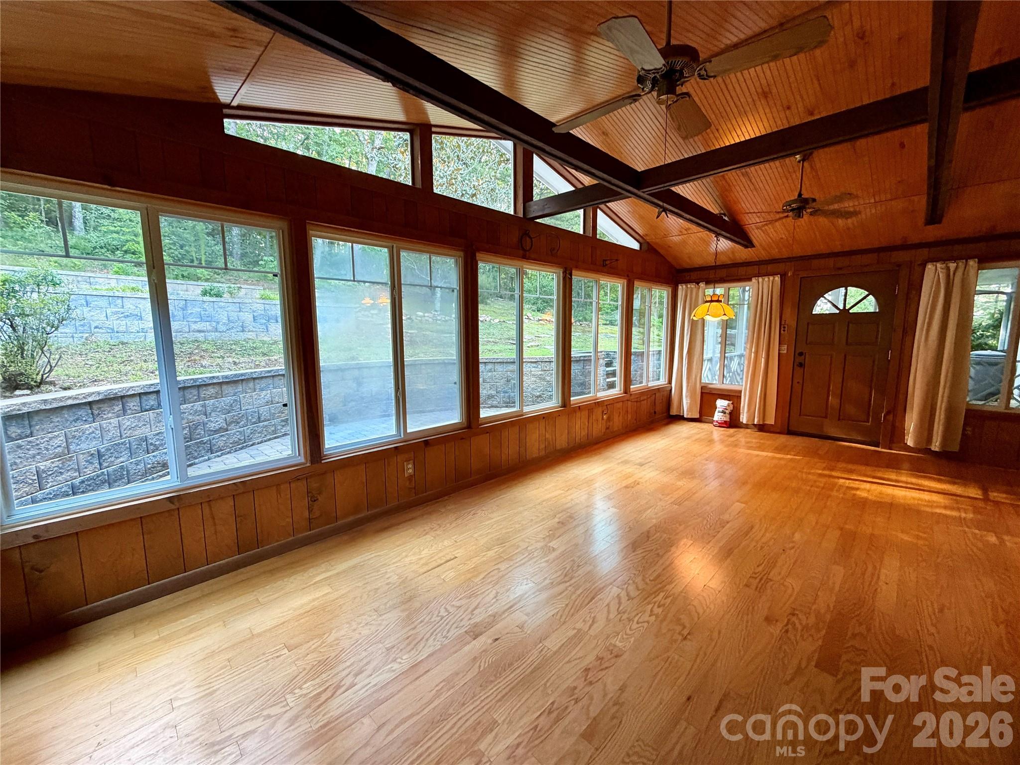 103 Farm Lane Property Photo 8
