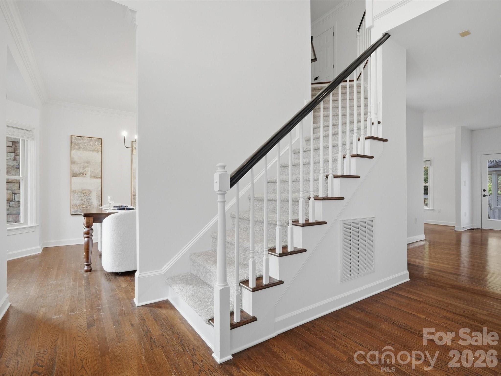 123 Topsail Place Property Photo 5