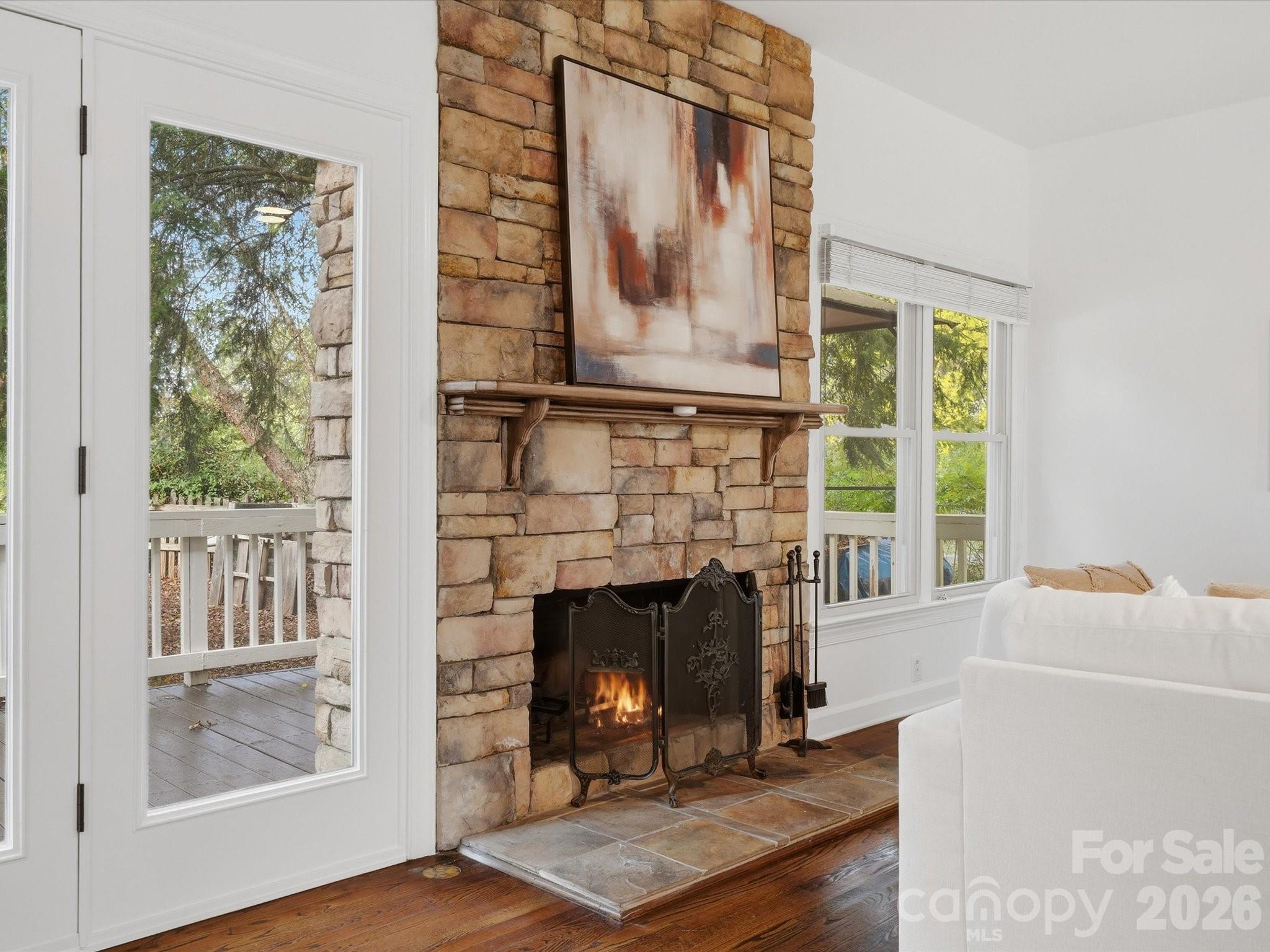 123 Topsail Place Property Photo 14