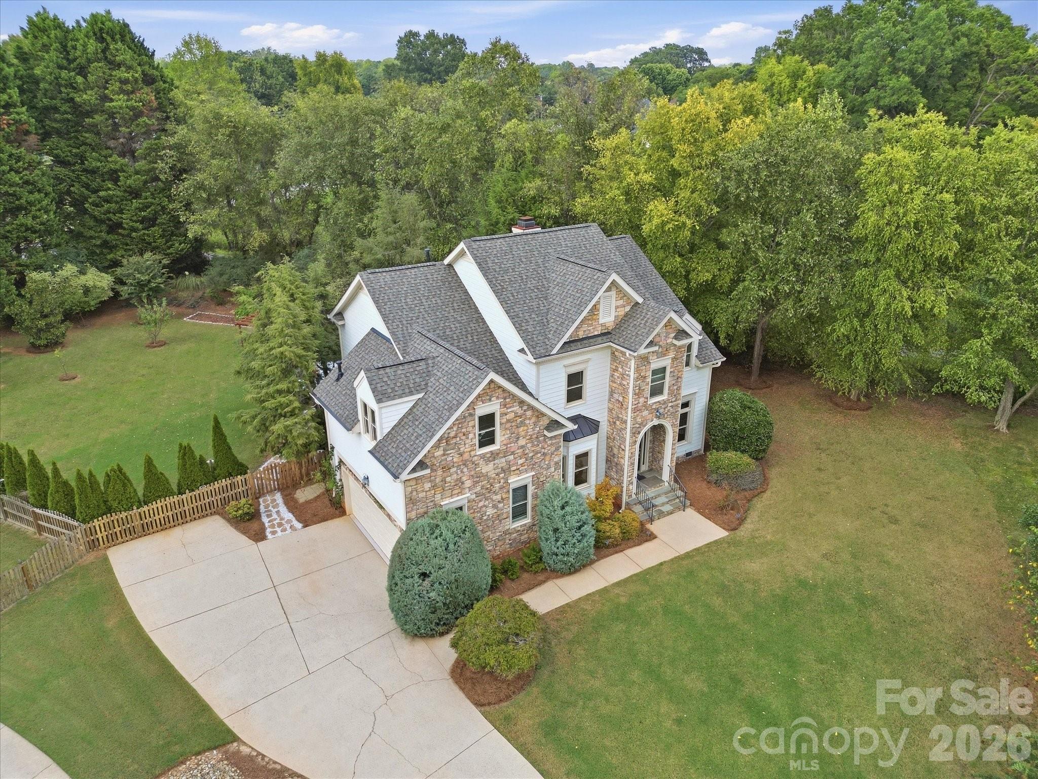 123 Topsail Place Property Photo 44