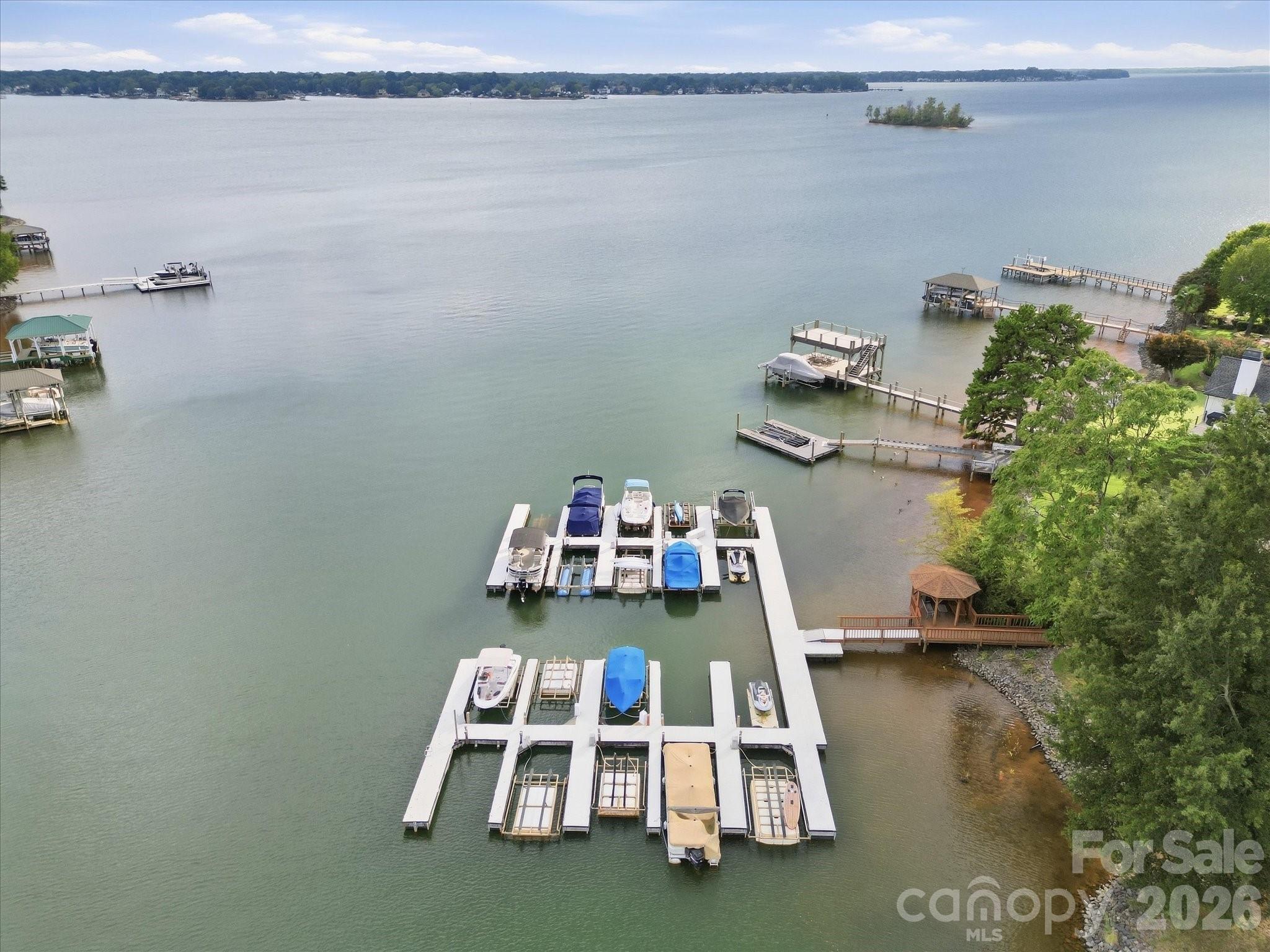 123 Topsail Place Property Photo 47