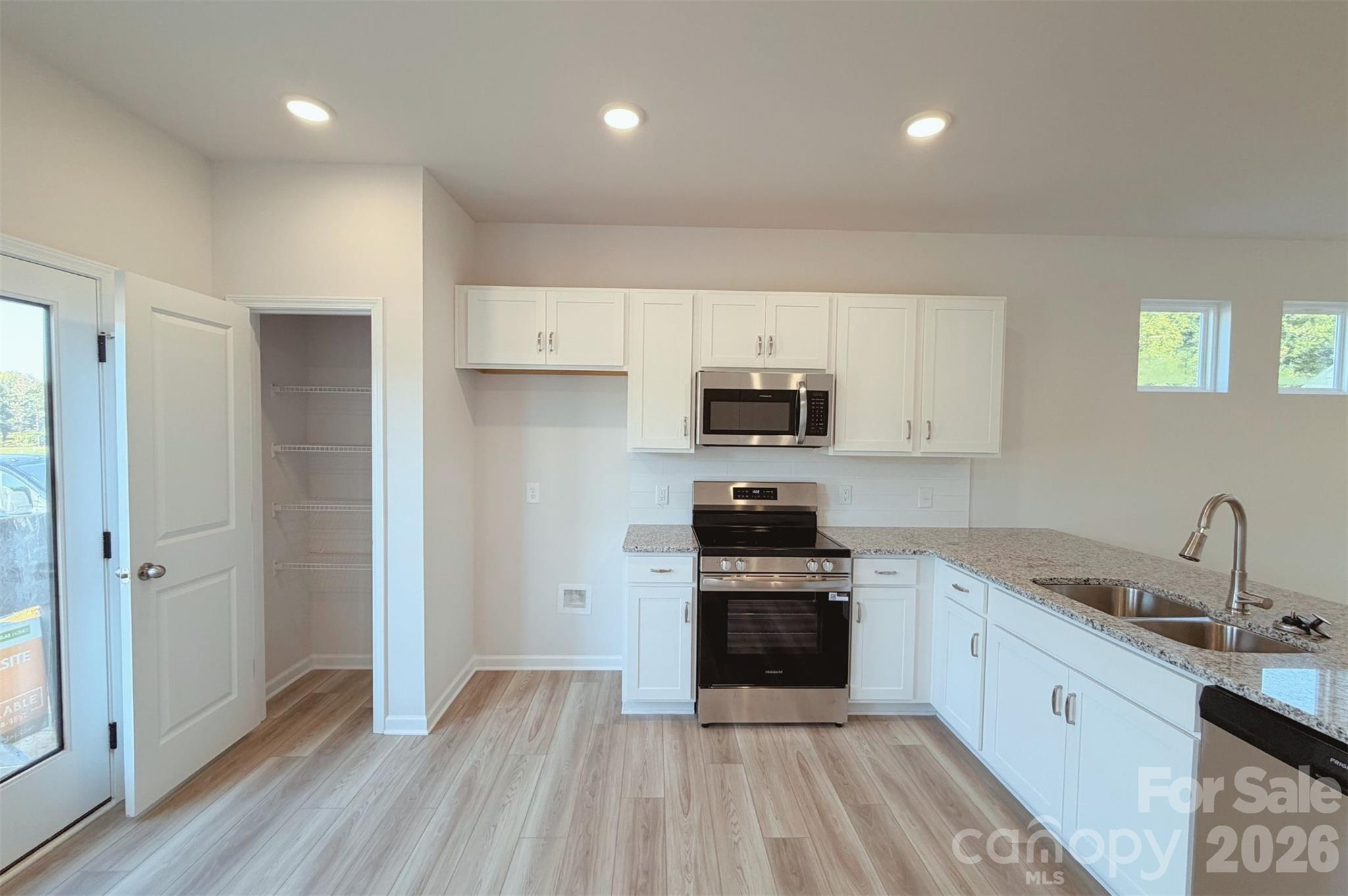 6011 Old Plank Road 28 Property Photo 6