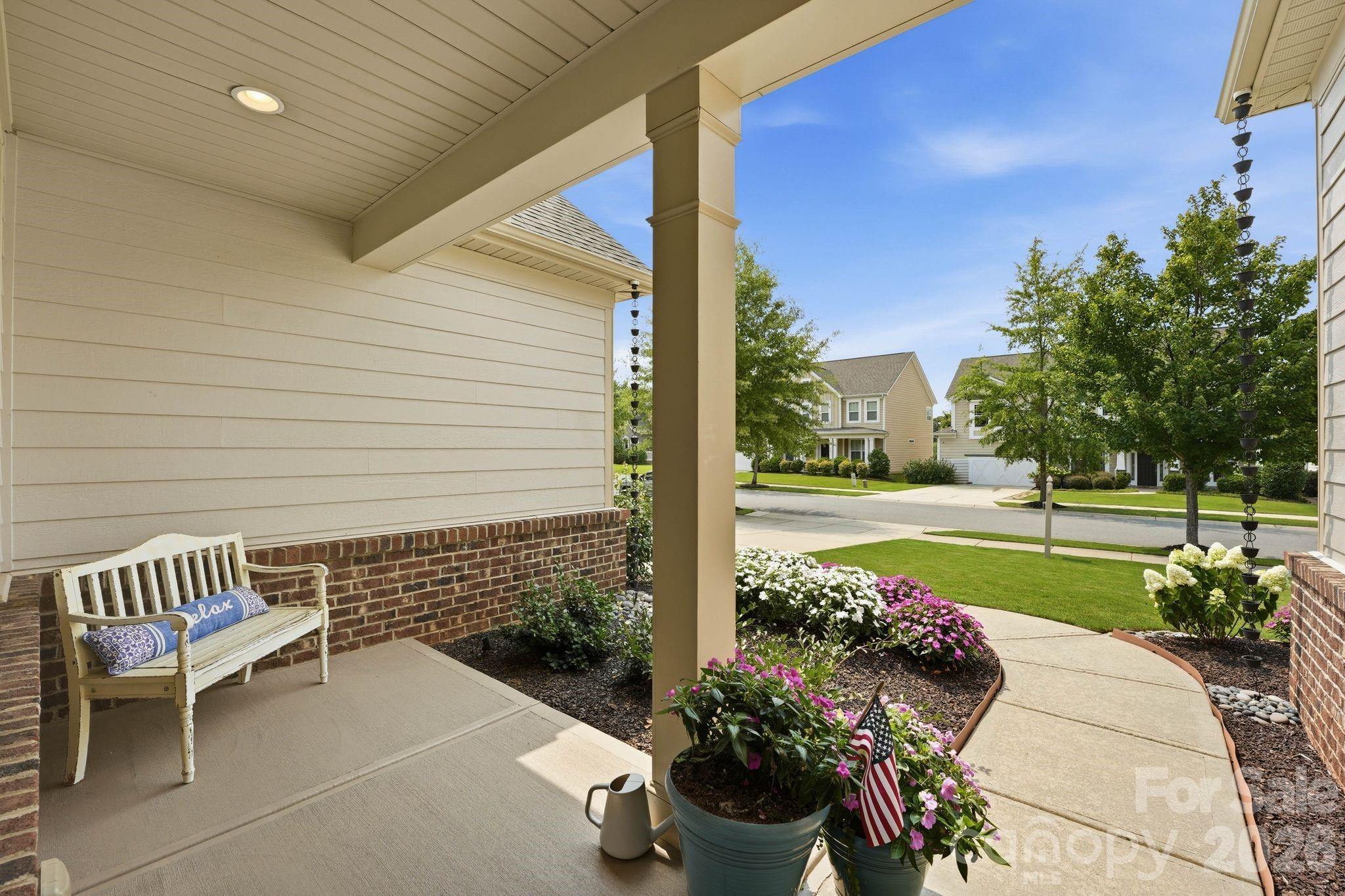109 Heron Cove Loop Property Photo 4