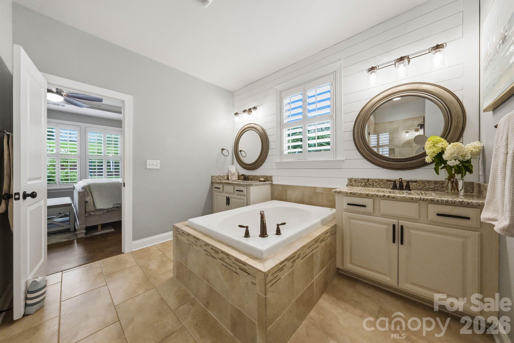 109 Heron Cove Loop Property Photo 10