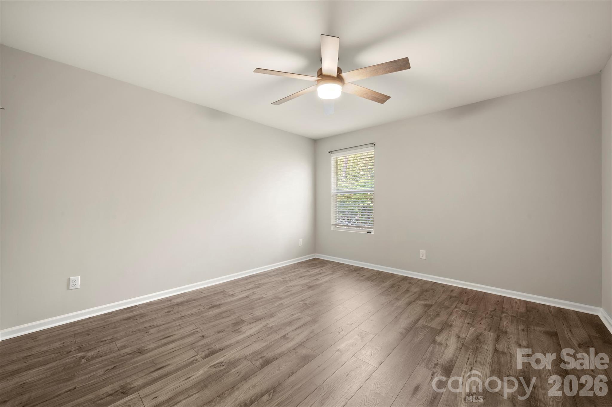 1115 Streamside Lane Property Photo 35
