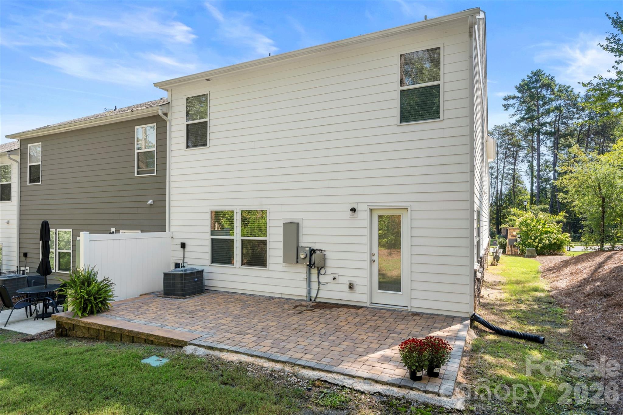 1115 Streamside Lane Property Photo 39