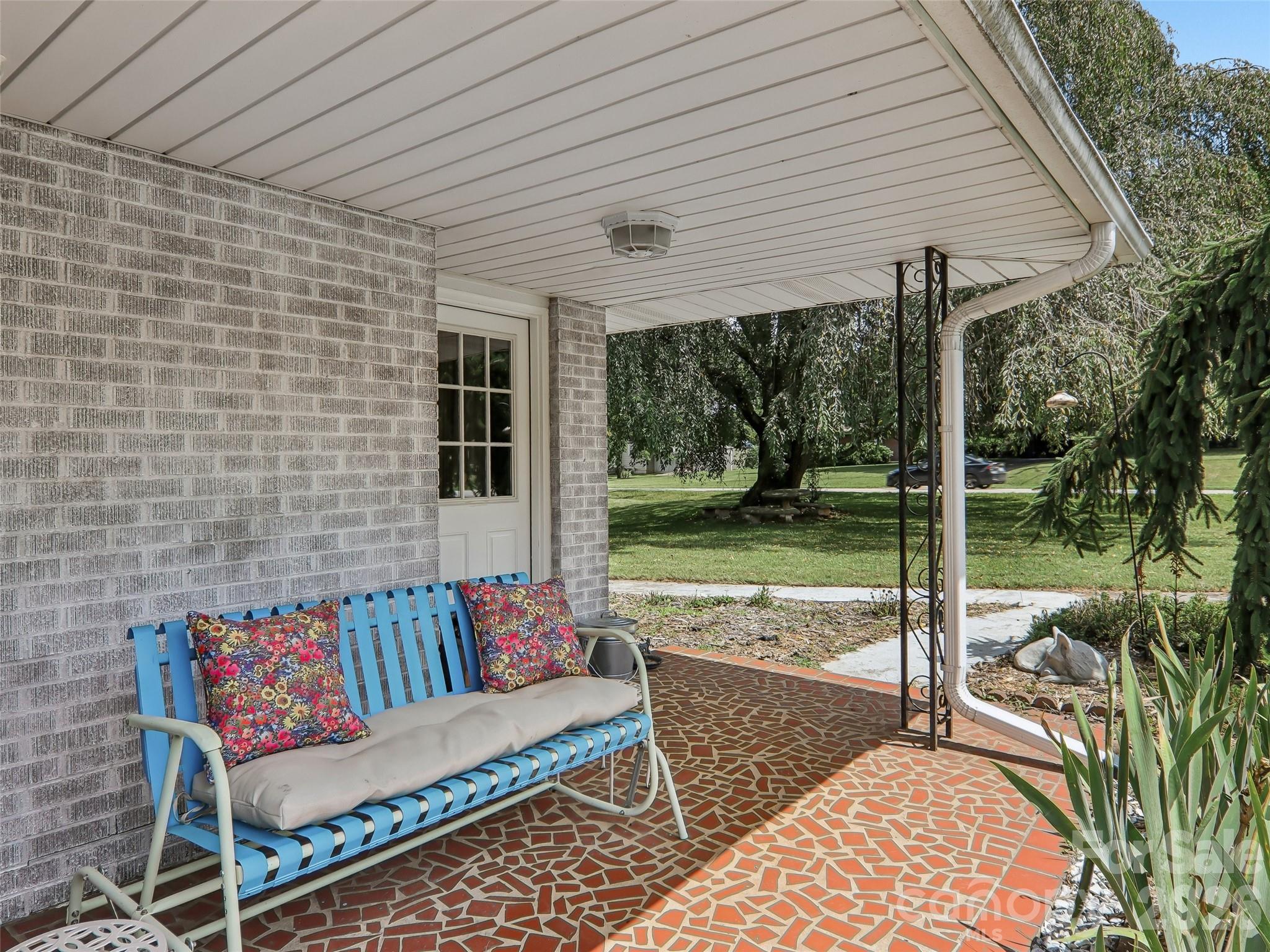 851 Sand Hill Road Property Photo 5