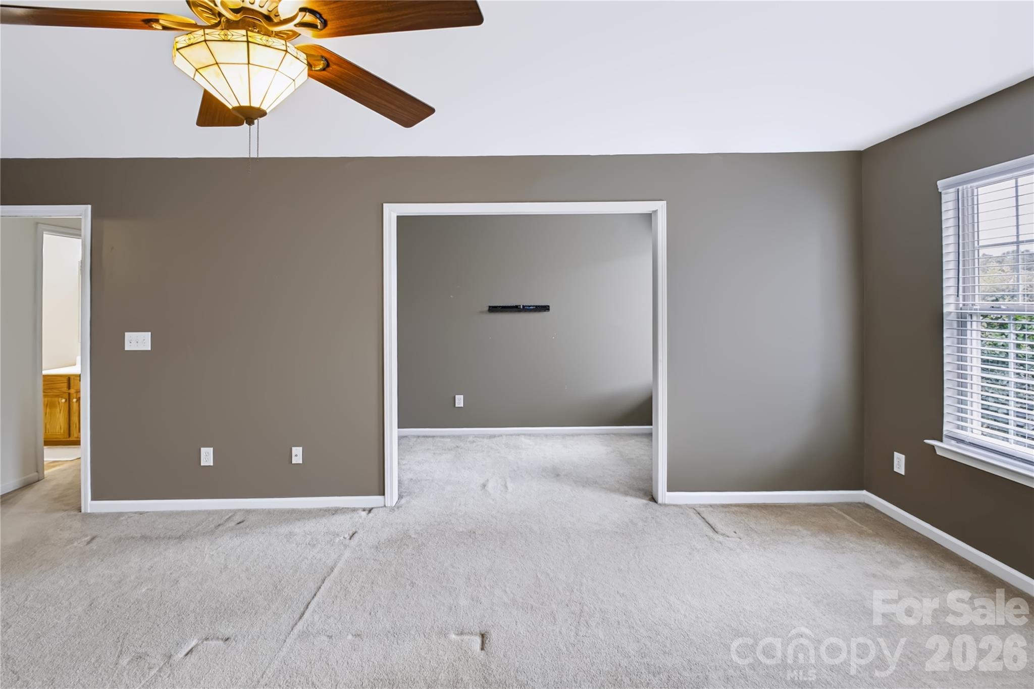 157 Royalton Road Property Photo 6