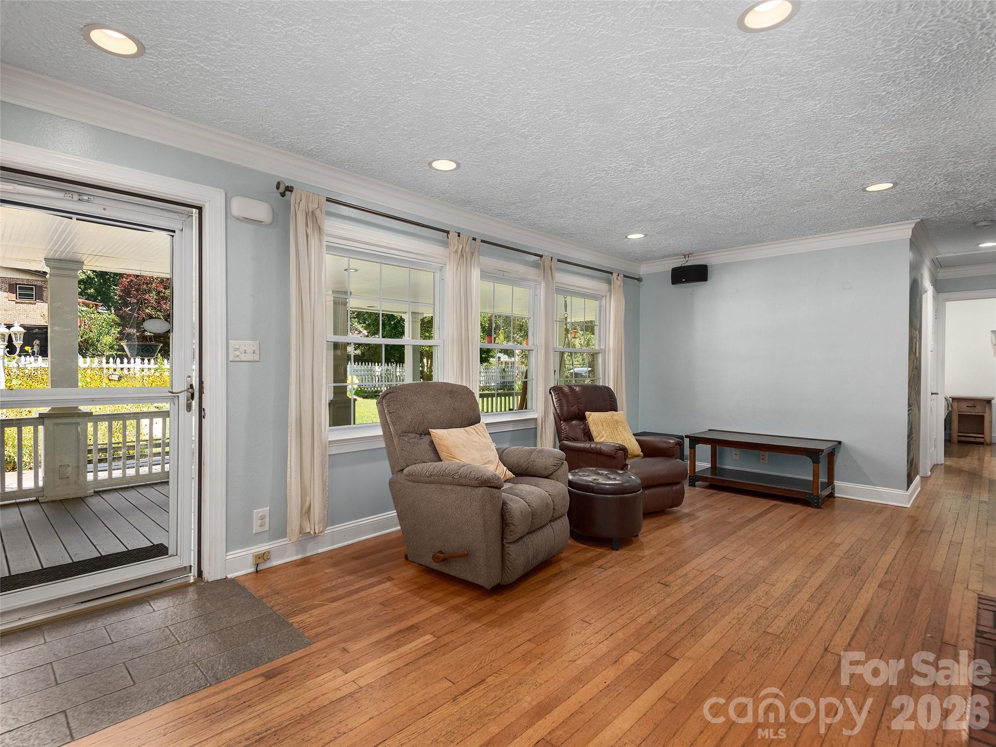 8 Mulberry Court Property Photo 5