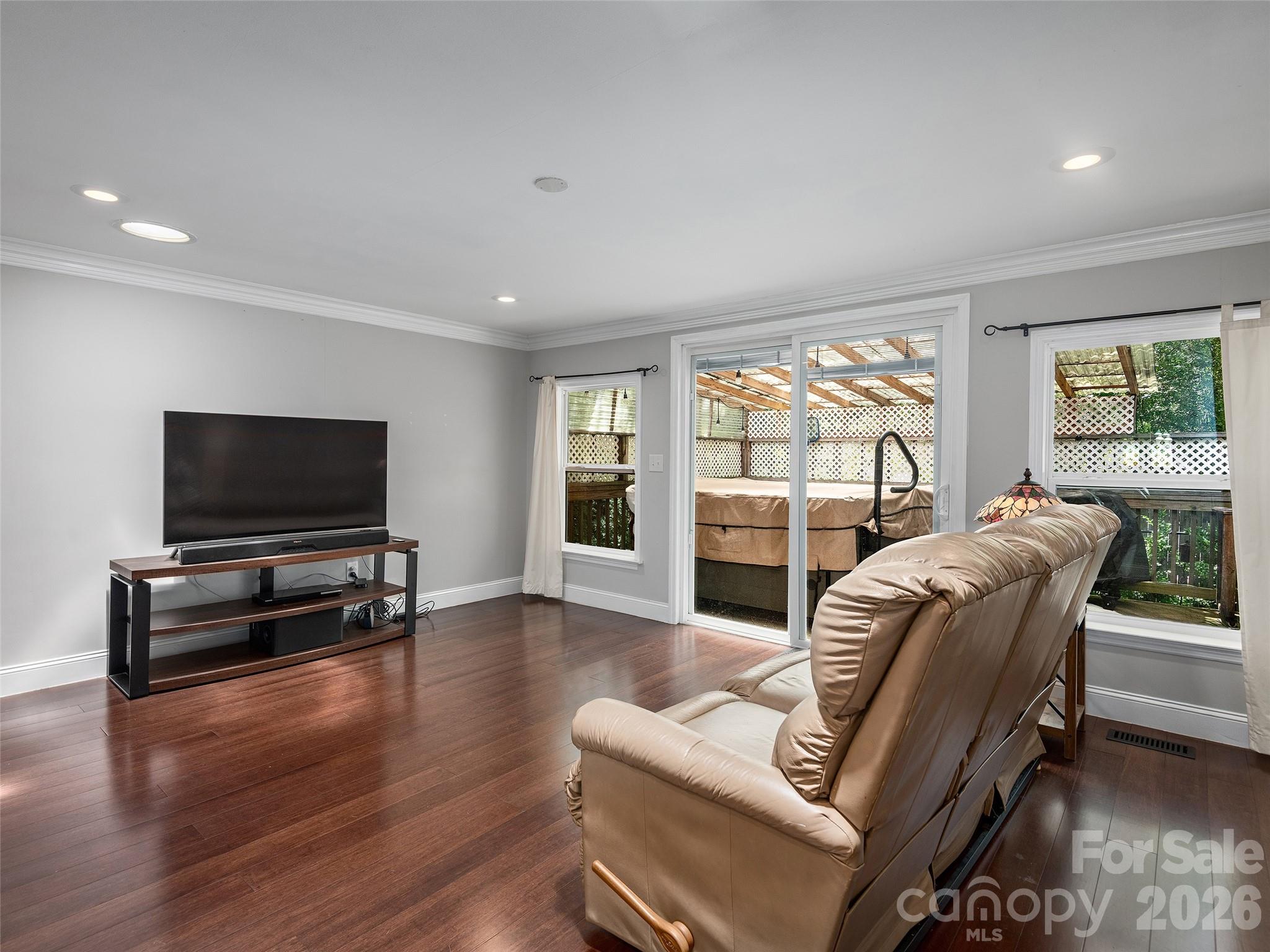 8 Mulberry Court Property Photo 14