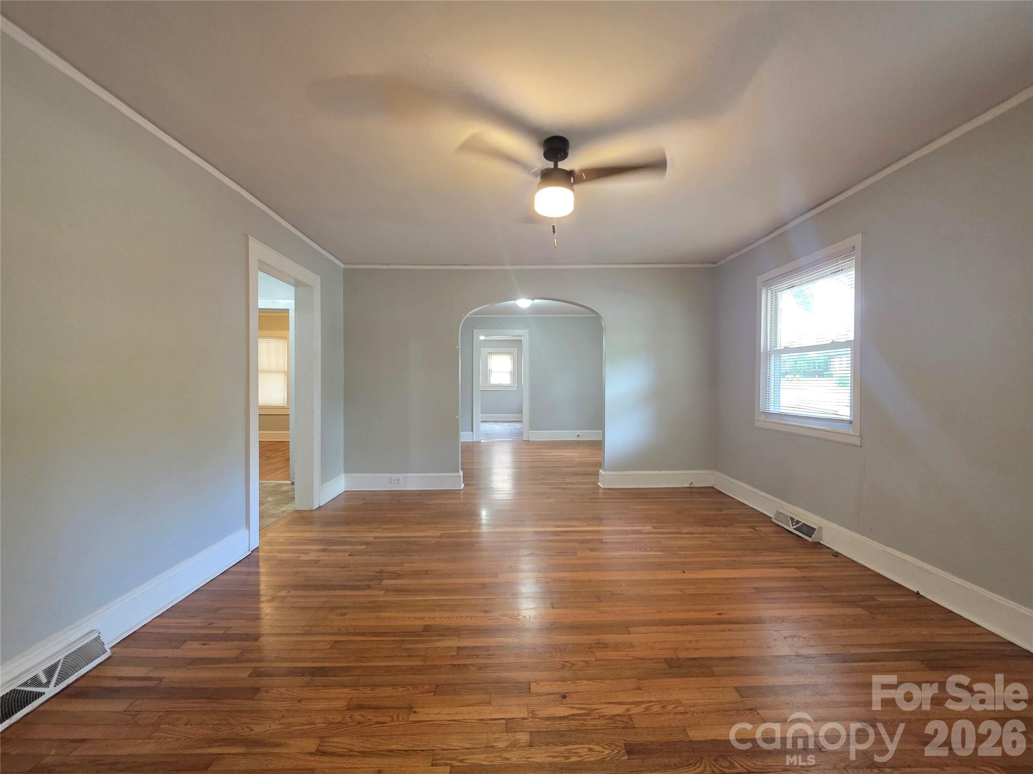 5120 Elder Avenue Property Photo 2
