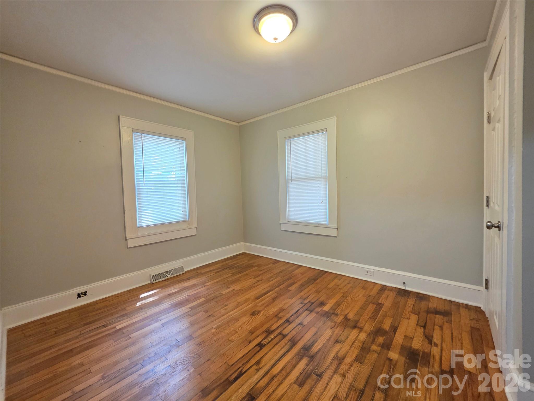5120 Elder Avenue Property Photo 15