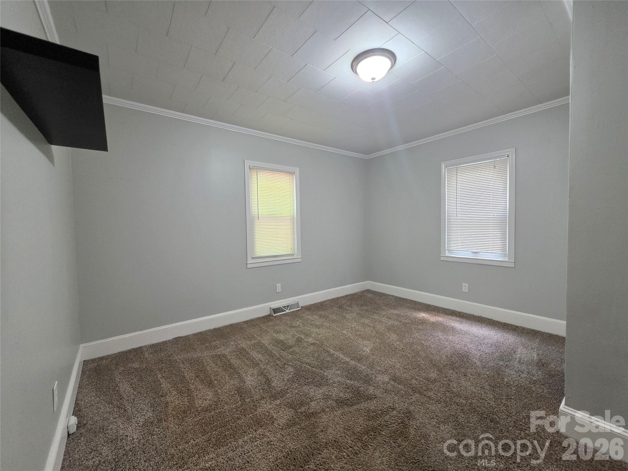 5120 Elder Avenue Property Photo 16