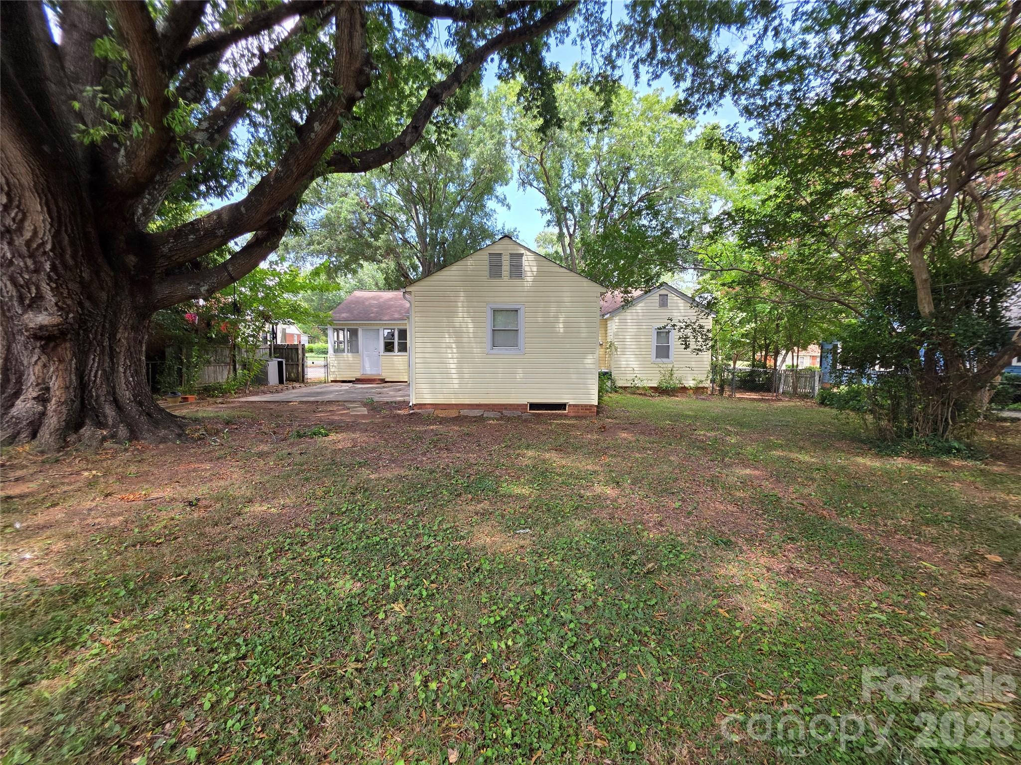 5120 Elder Avenue Property Photo 20