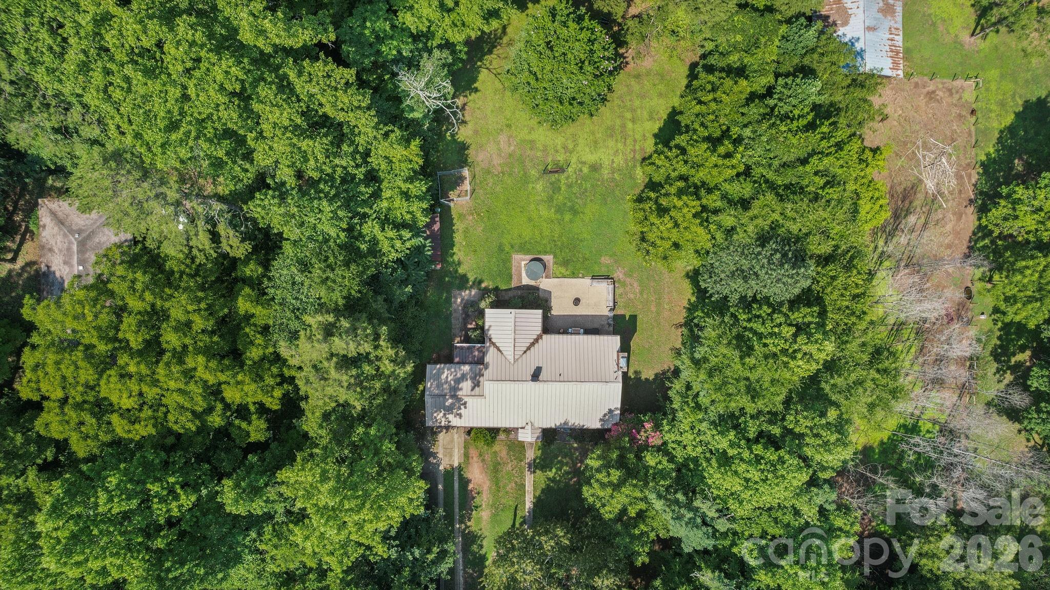305 N Milford Drive Property Photo 30