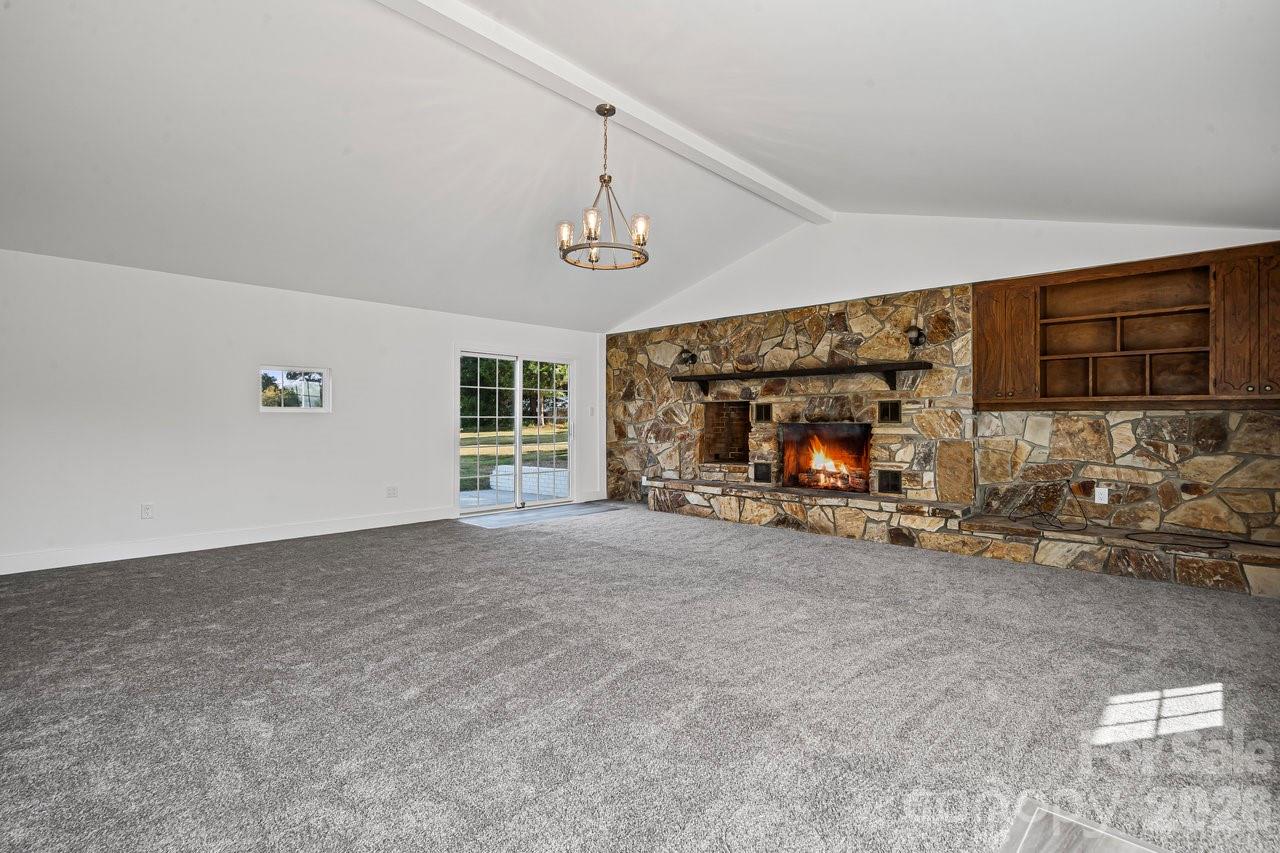 520 Wright Avenue Property Photo 9