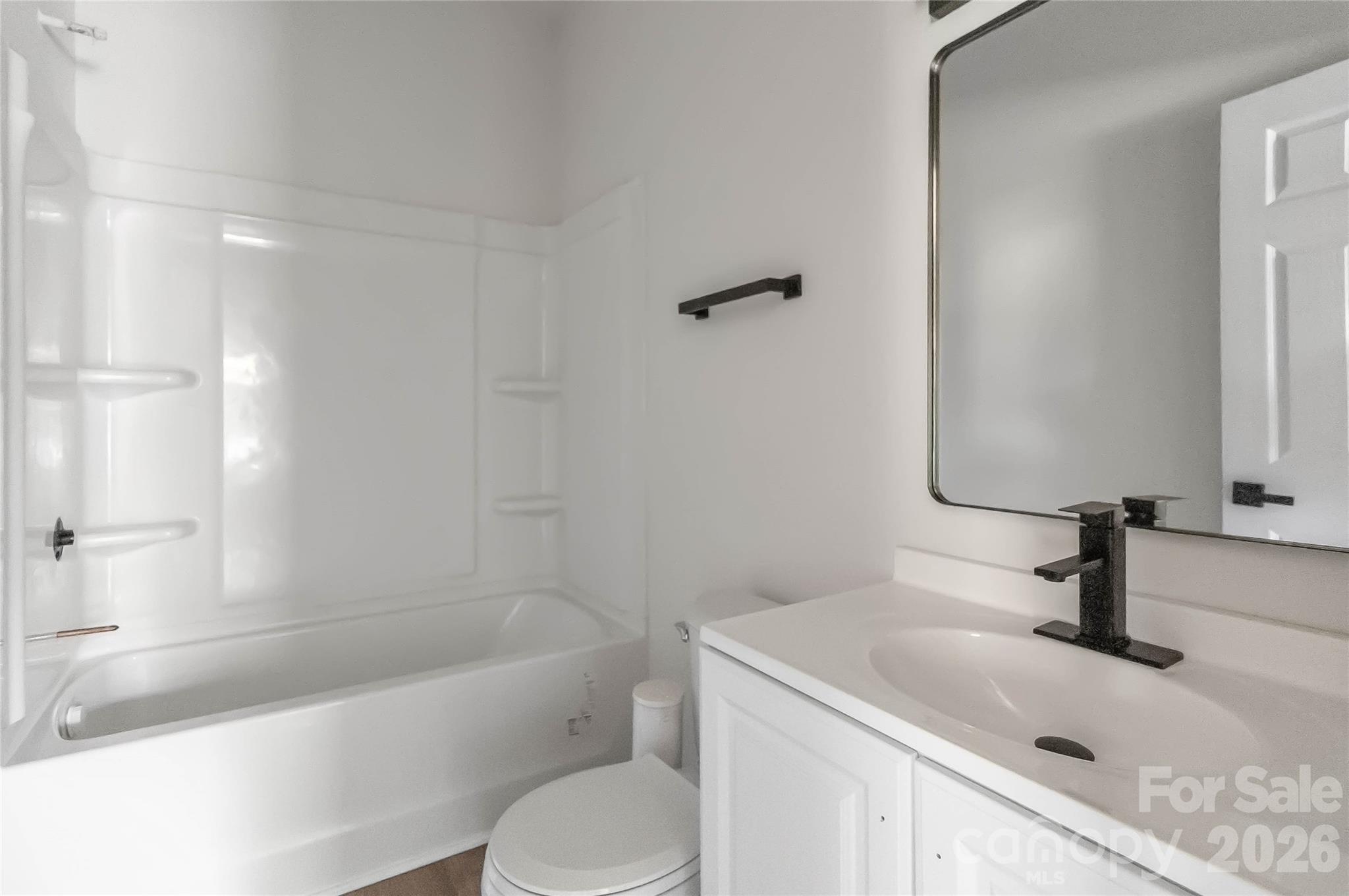 615 Smith Street Property Photo 14