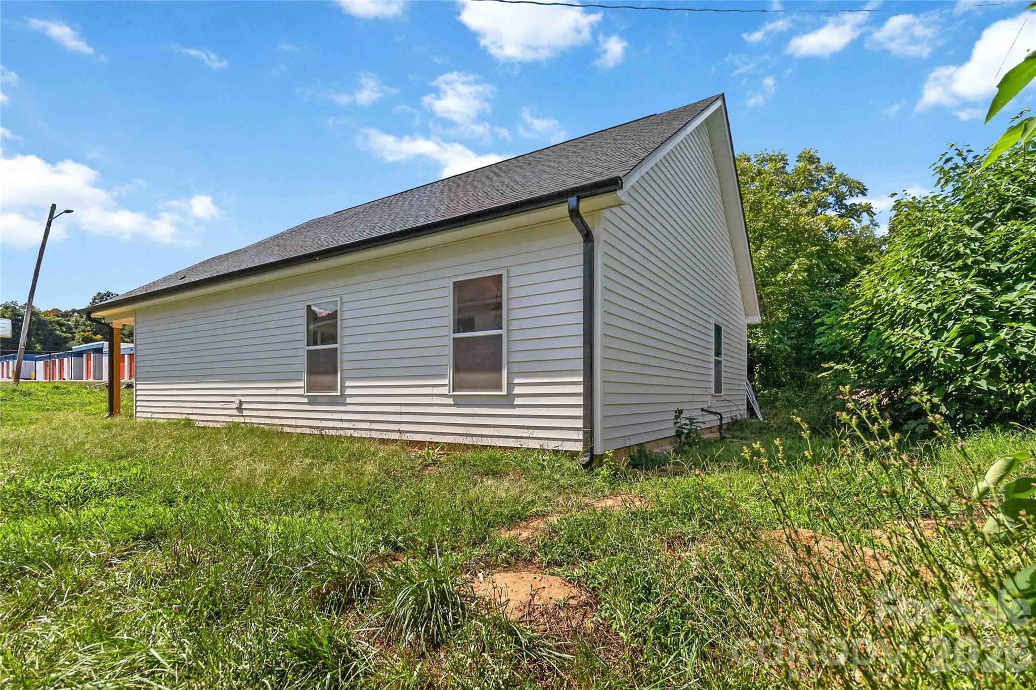 615 Smith Street Property Photo 22