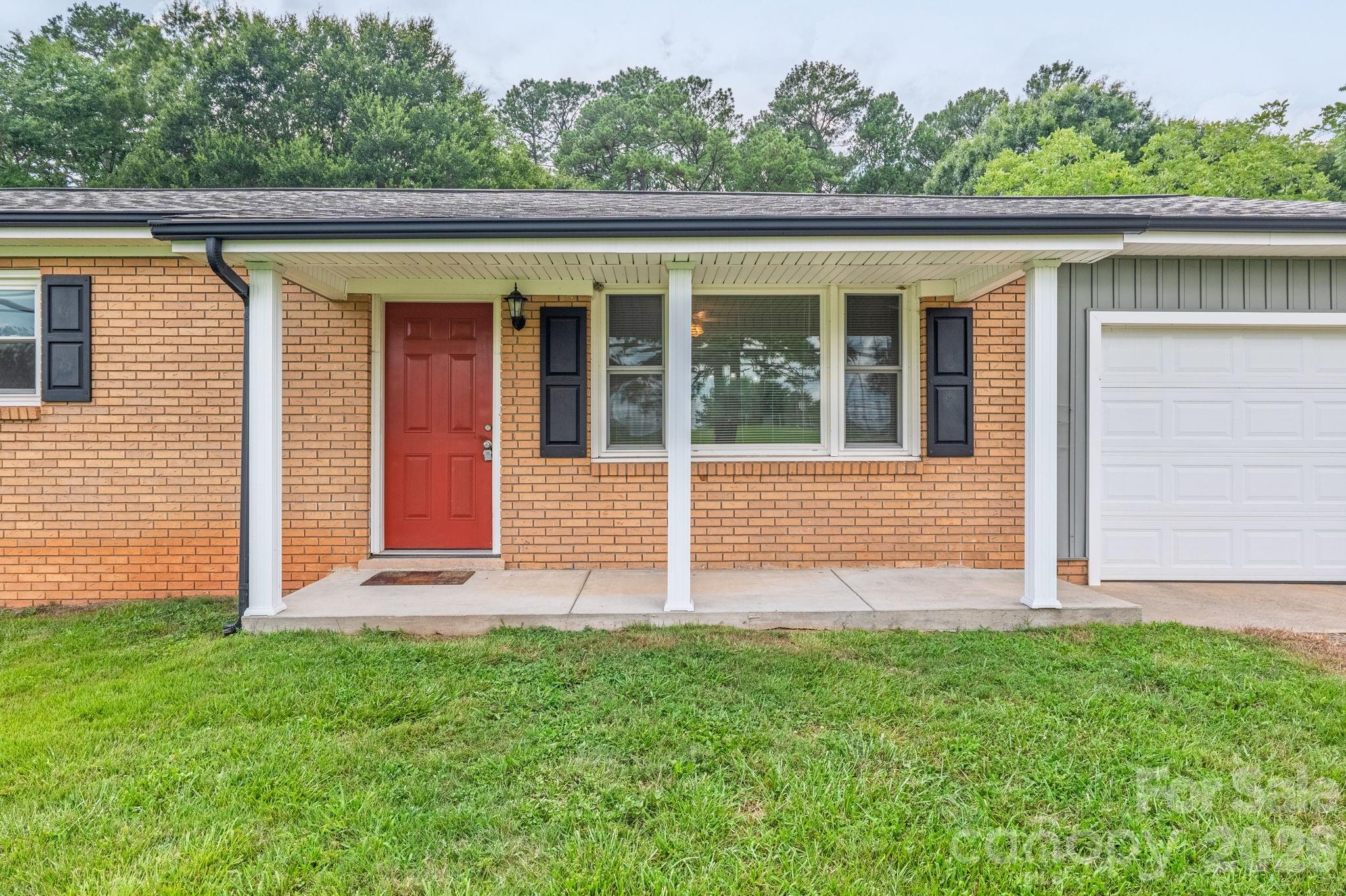 3907 Little Mountain Road Property Photo 4