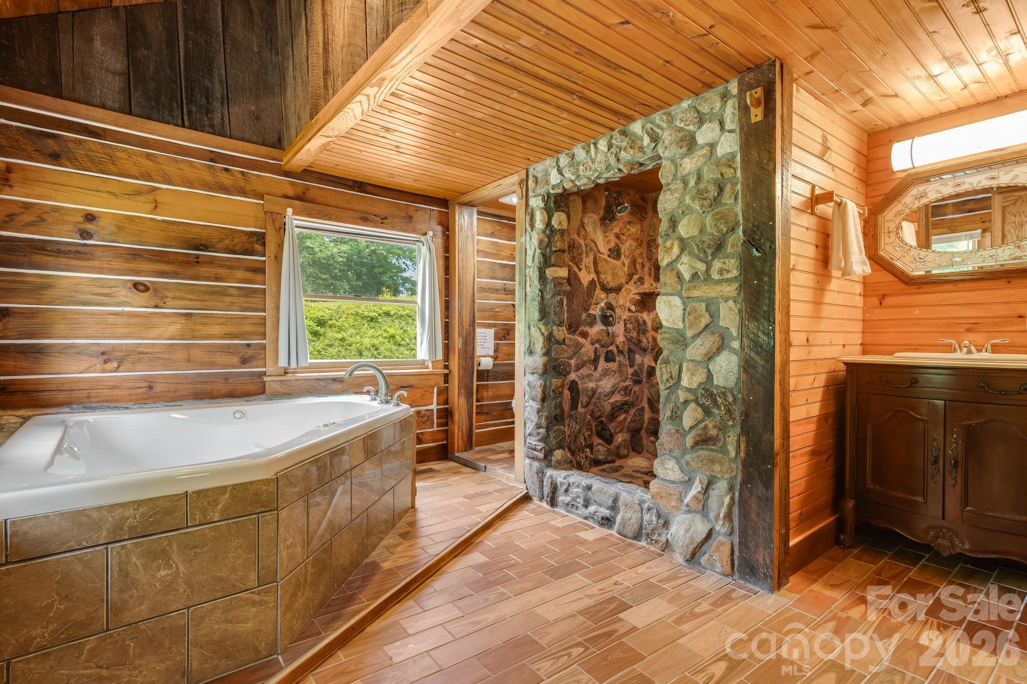 1185 & 1115 Black Bear Drive Property Photo 38