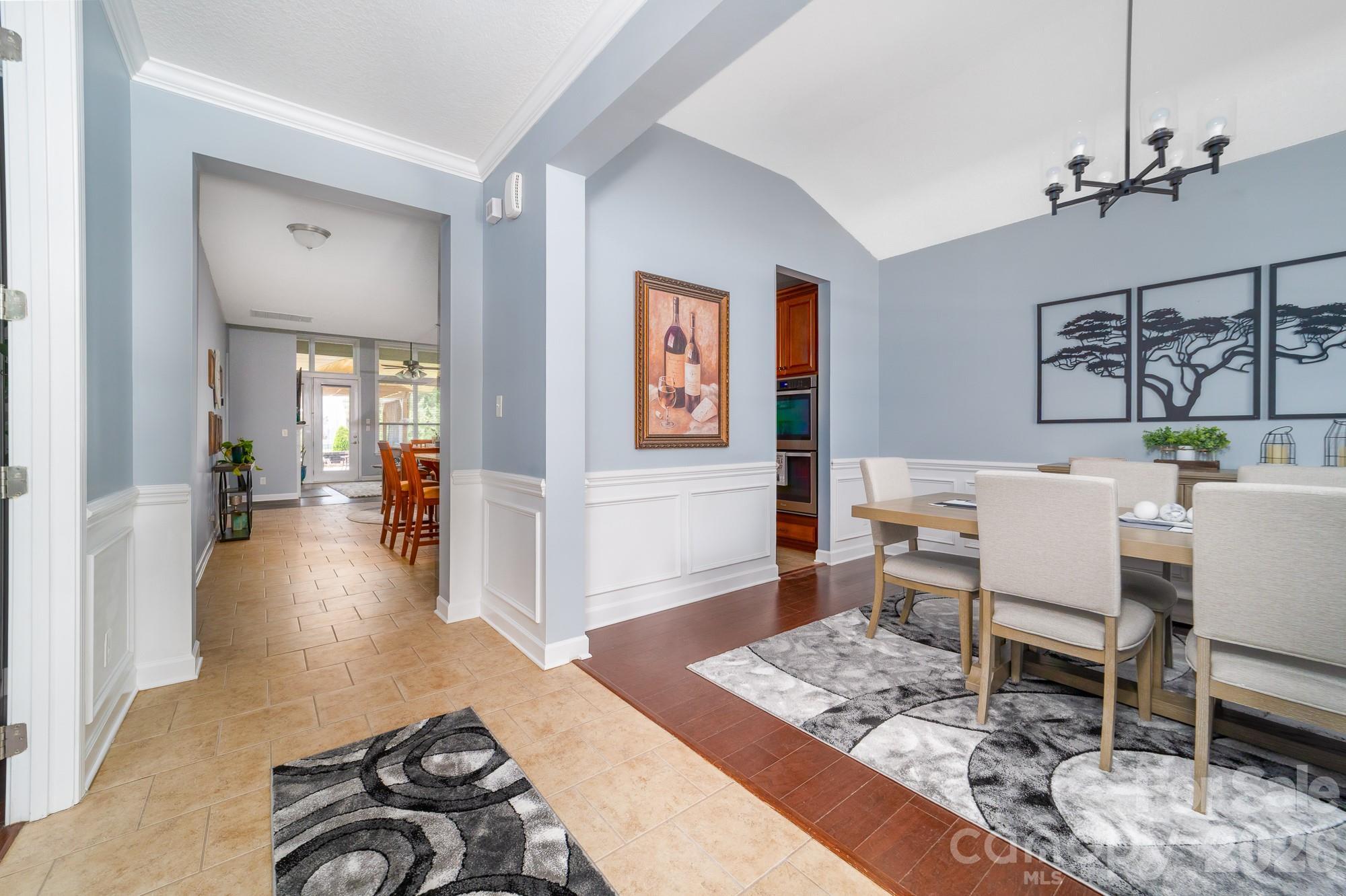 2044 Middleton Farm Drive Property Photo 11