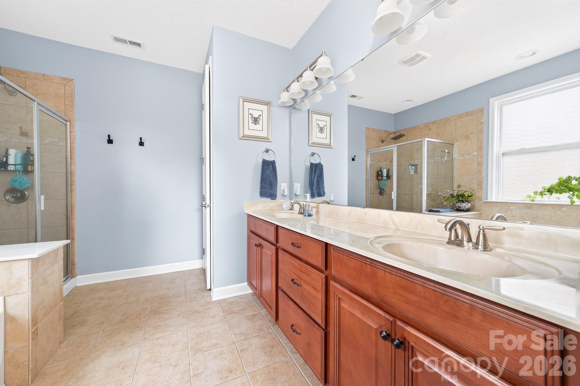 2044 Middleton Farm Drive Property Photo 23