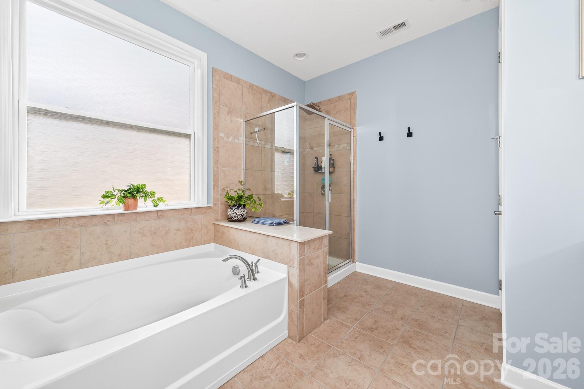 2044 Middleton Farm Drive Property Photo 24