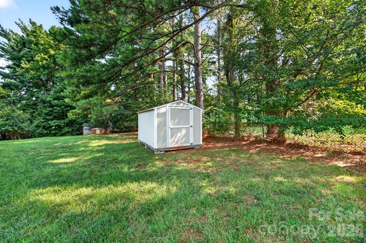 1101 Lightwood Drive Property Photo 26