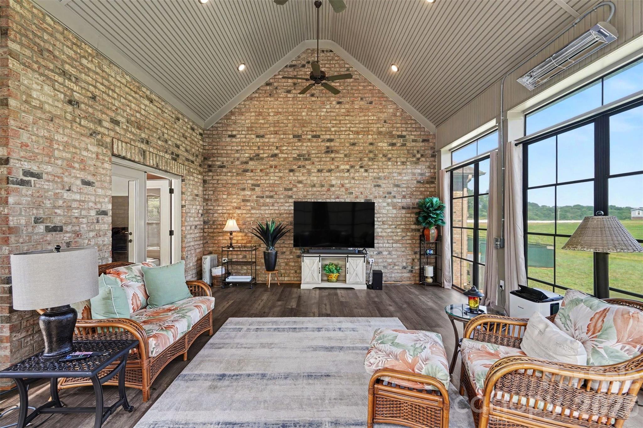 5702 Army Road Property Photo 24