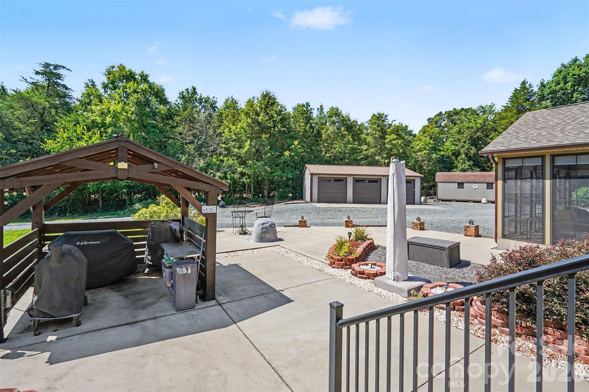 5702 Army Road Property Photo 39