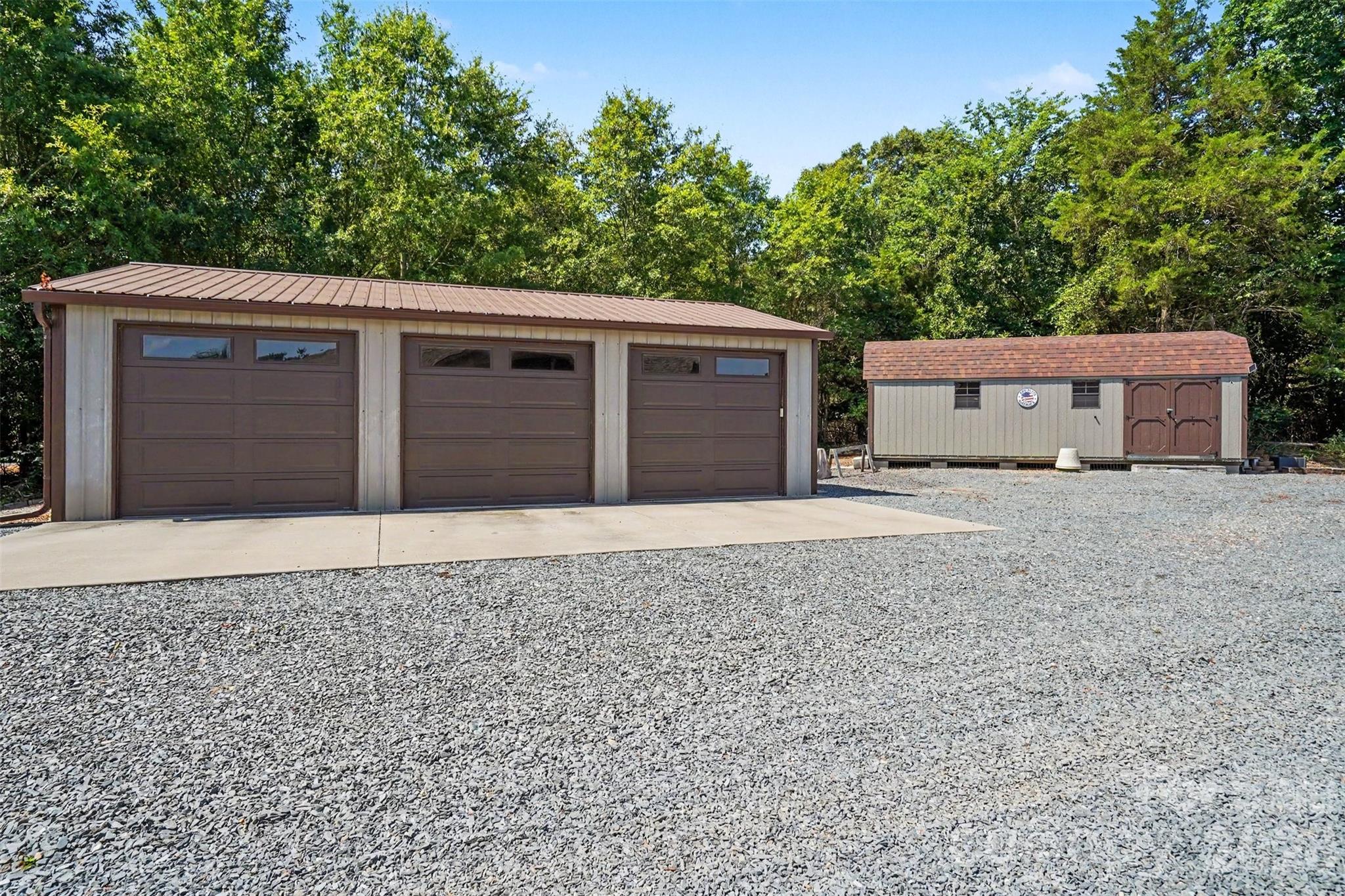 5702 Army Road Property Photo 41