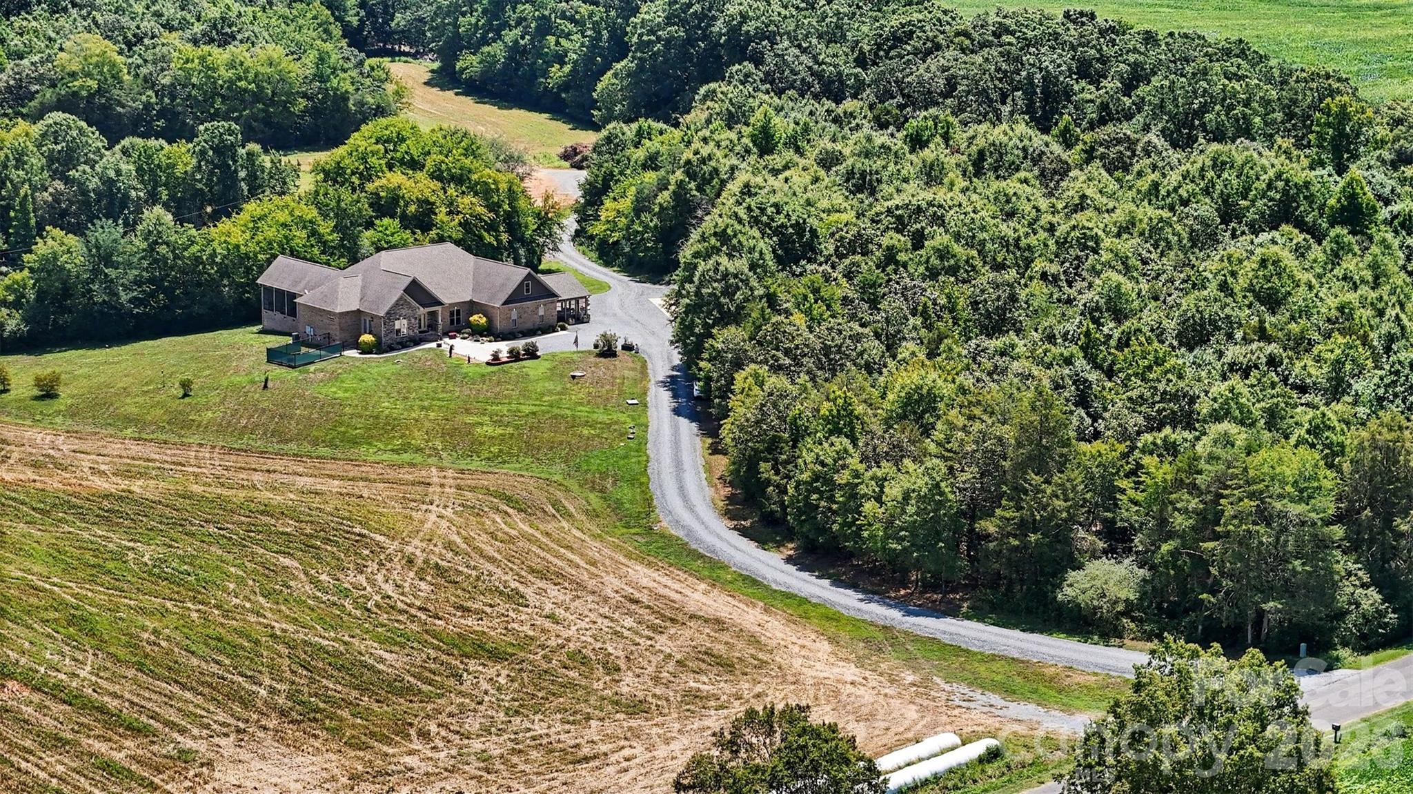 5702 Army Road Property Photo 45