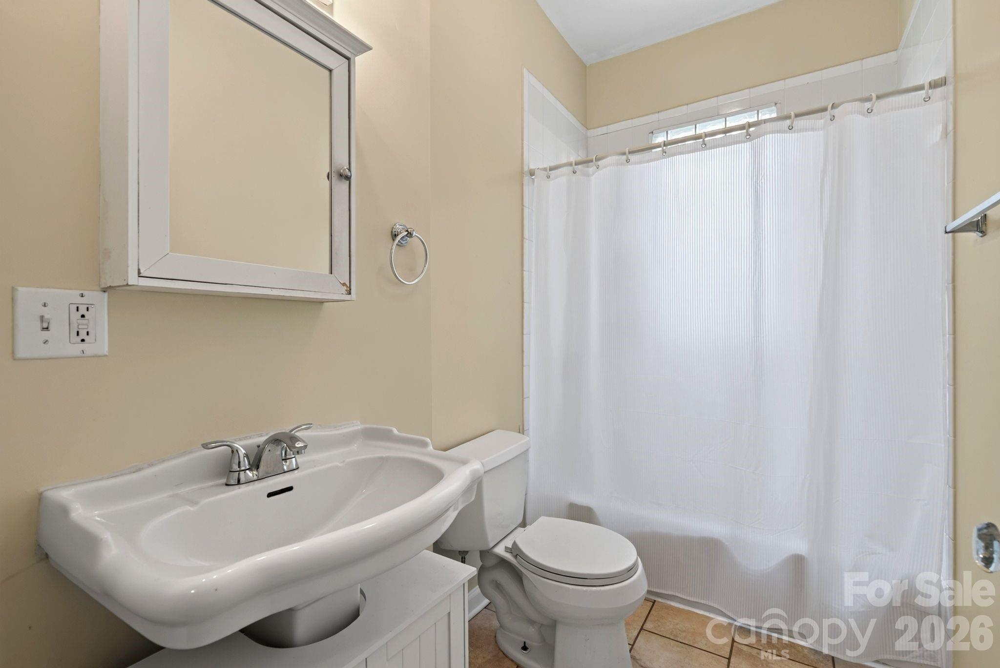 29 Mildred Avenue Property Photo 14