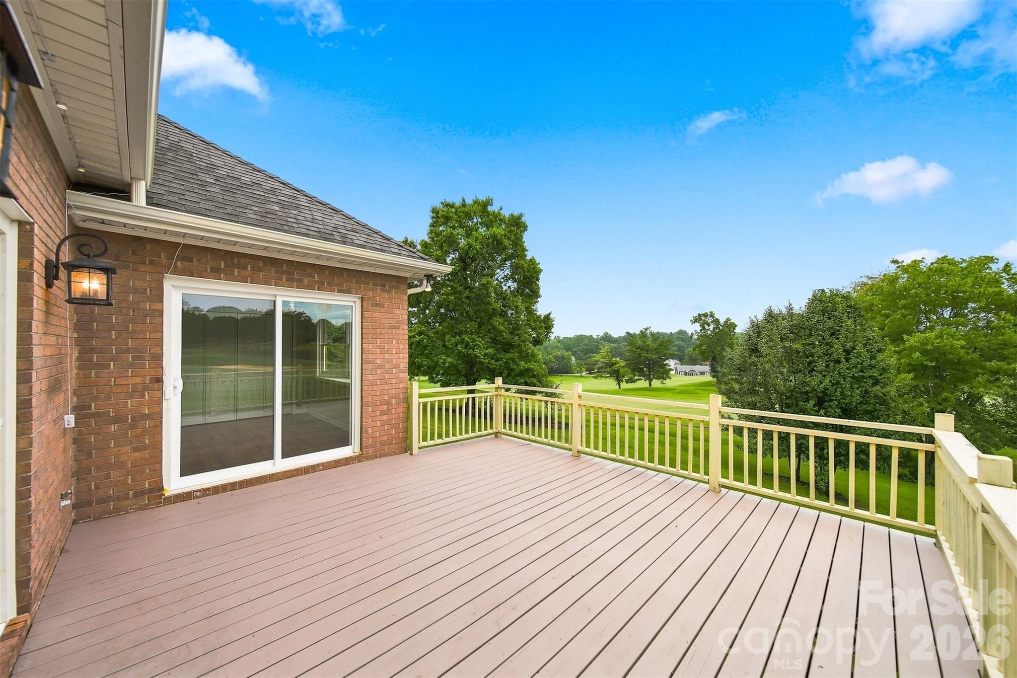 18 Meandering Way Property Photo 7