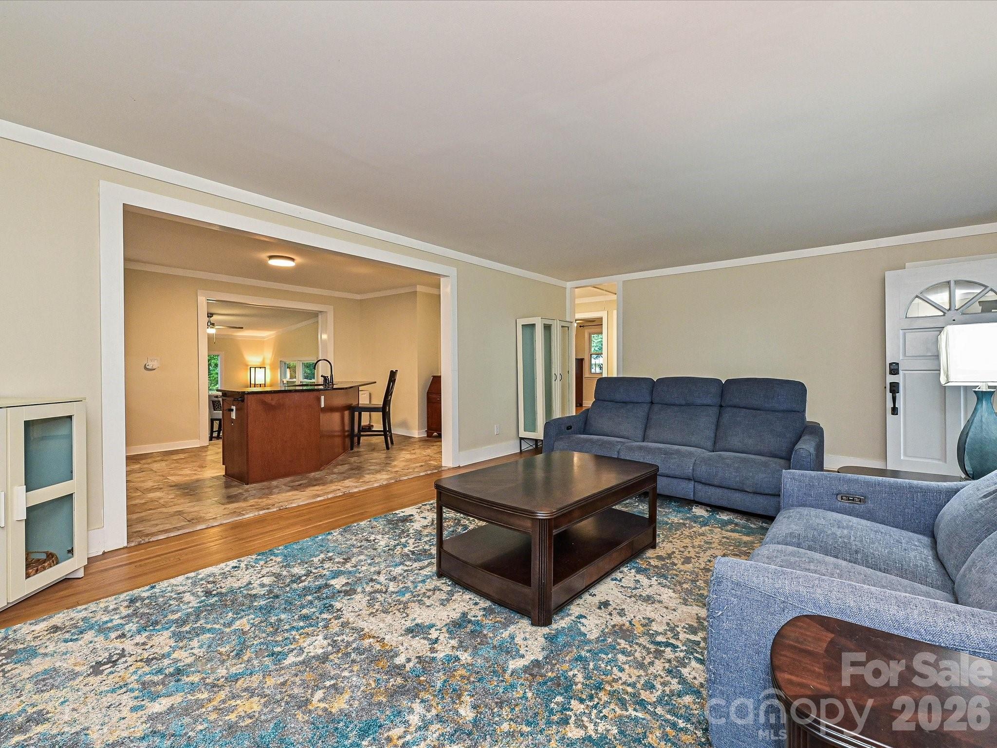 3115 Potter Road Property Photo 6