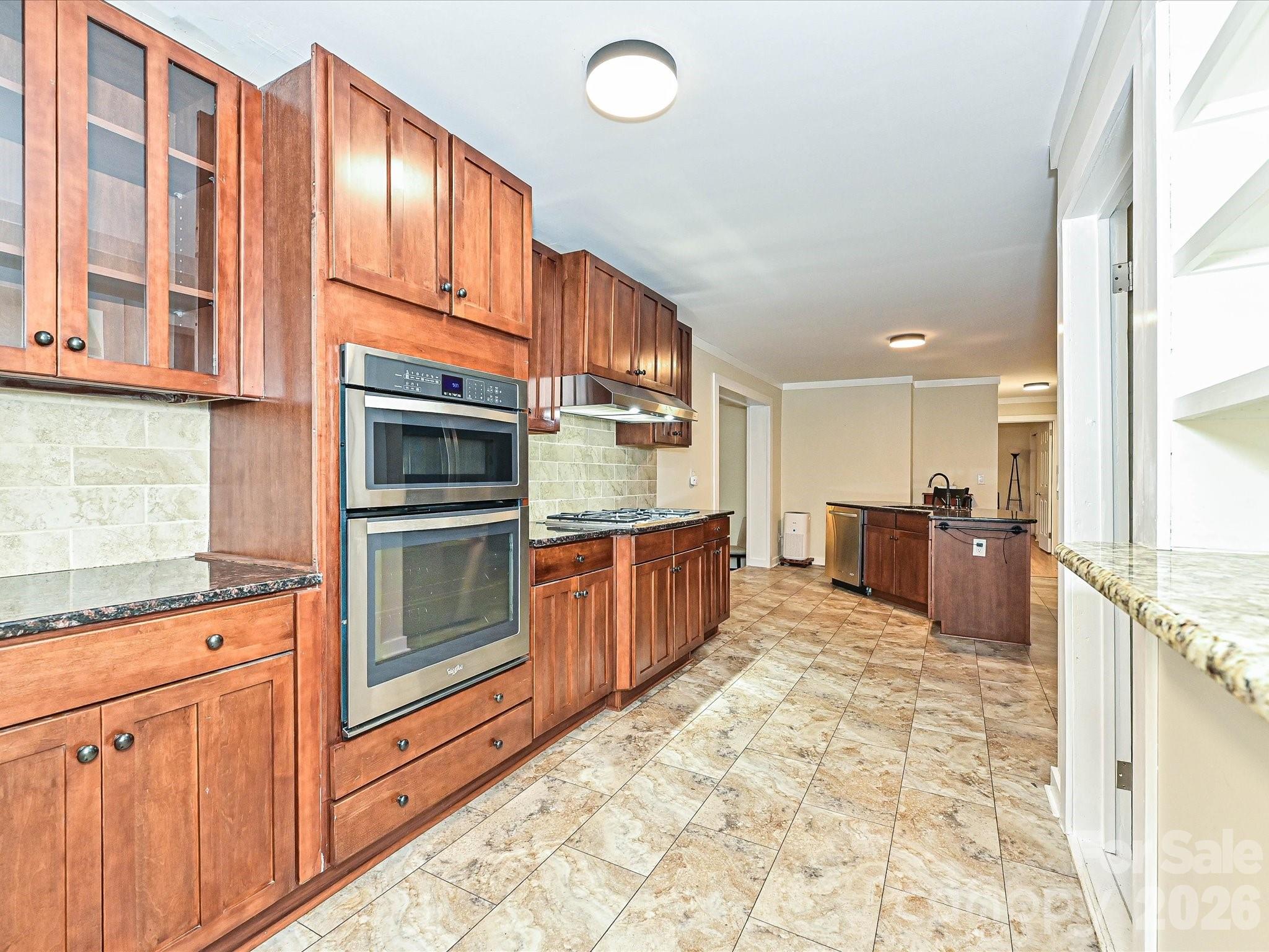 3115 Potter Road Property Photo 9