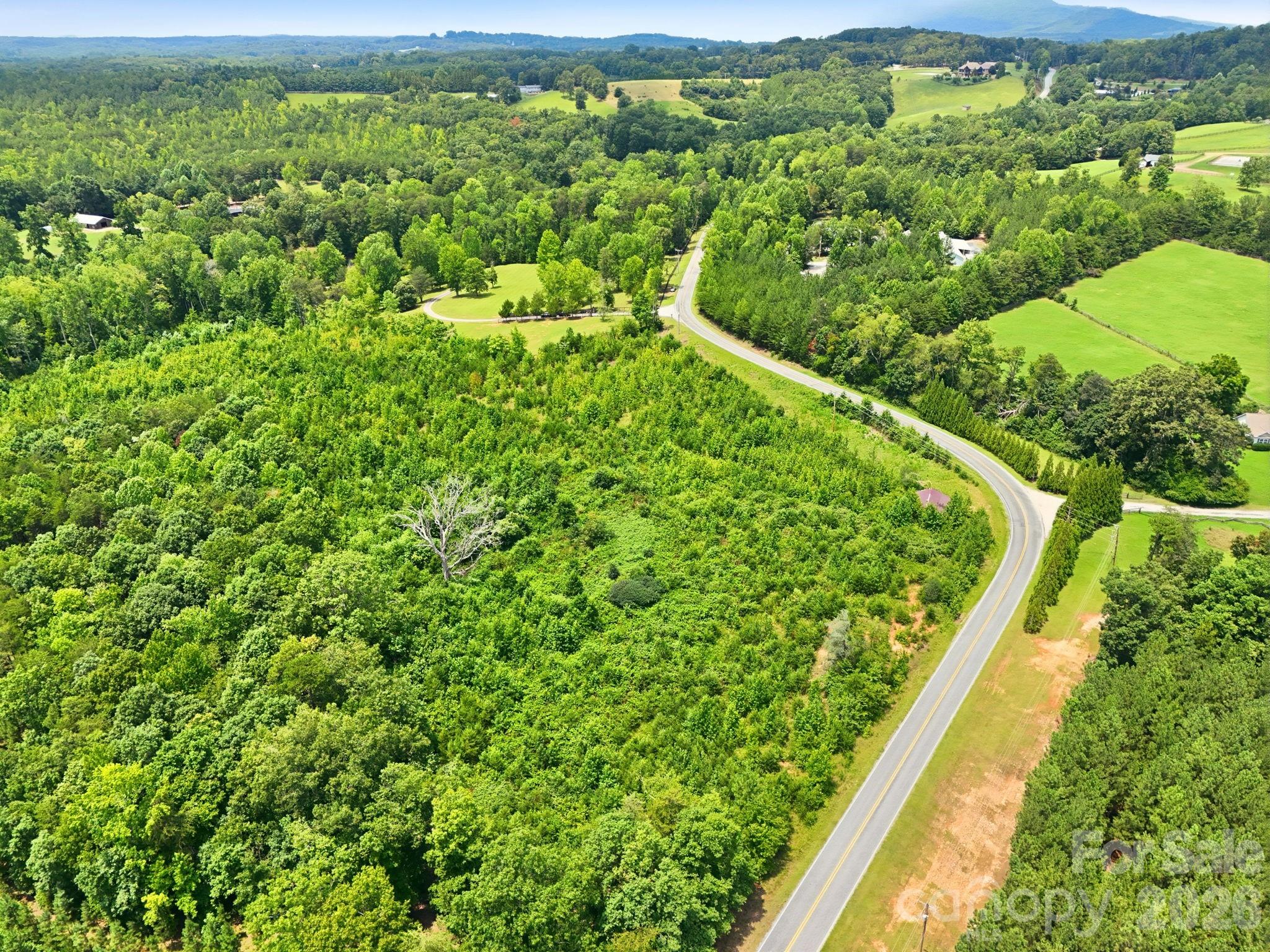 1522 Little Mountain Road Property Photo 4