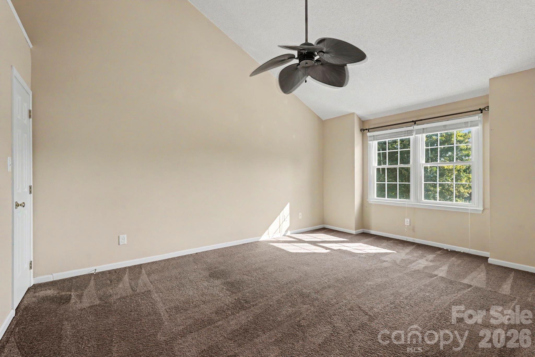 4176 Peyton Court Property Photo 9