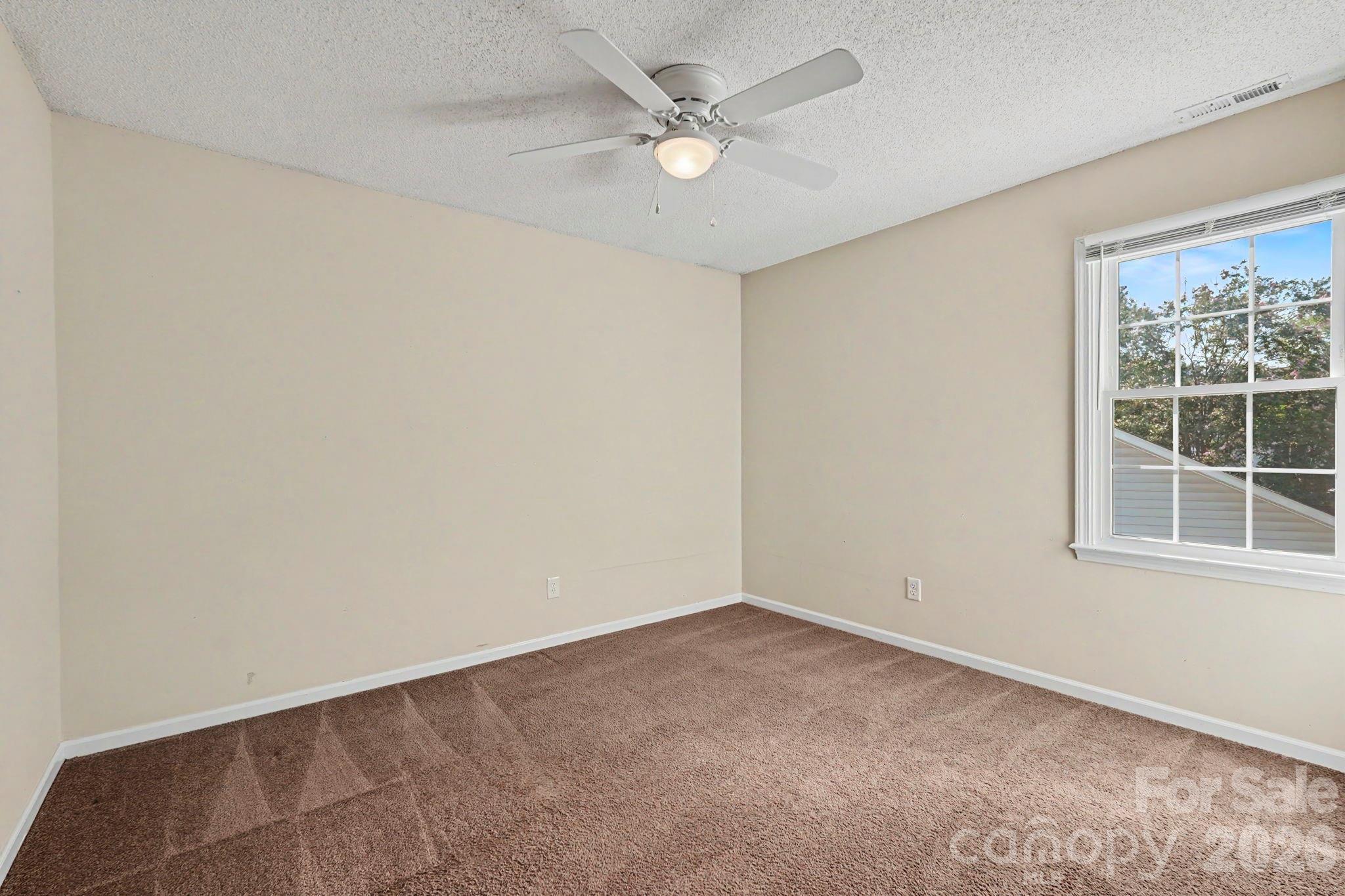 4176 Peyton Court Property Photo 32
