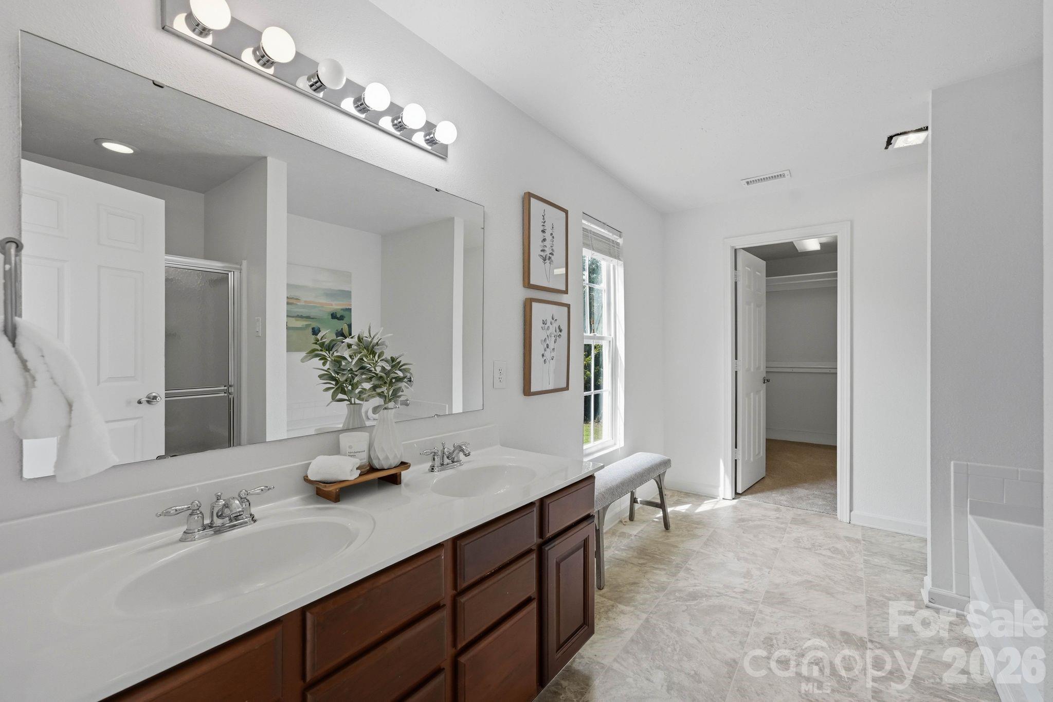 12821 Silvaire Farm Road Property Photo 5