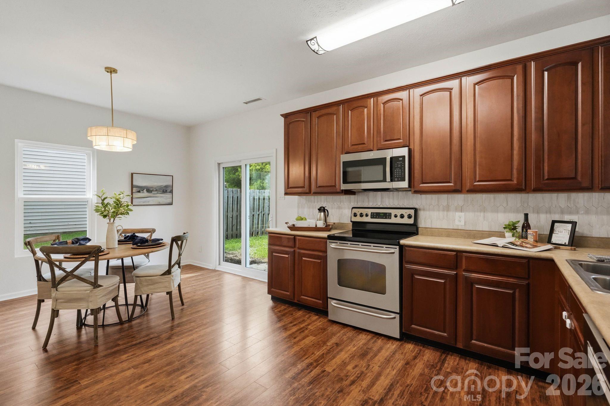 12821 Silvaire Farm Road Property Photo 15