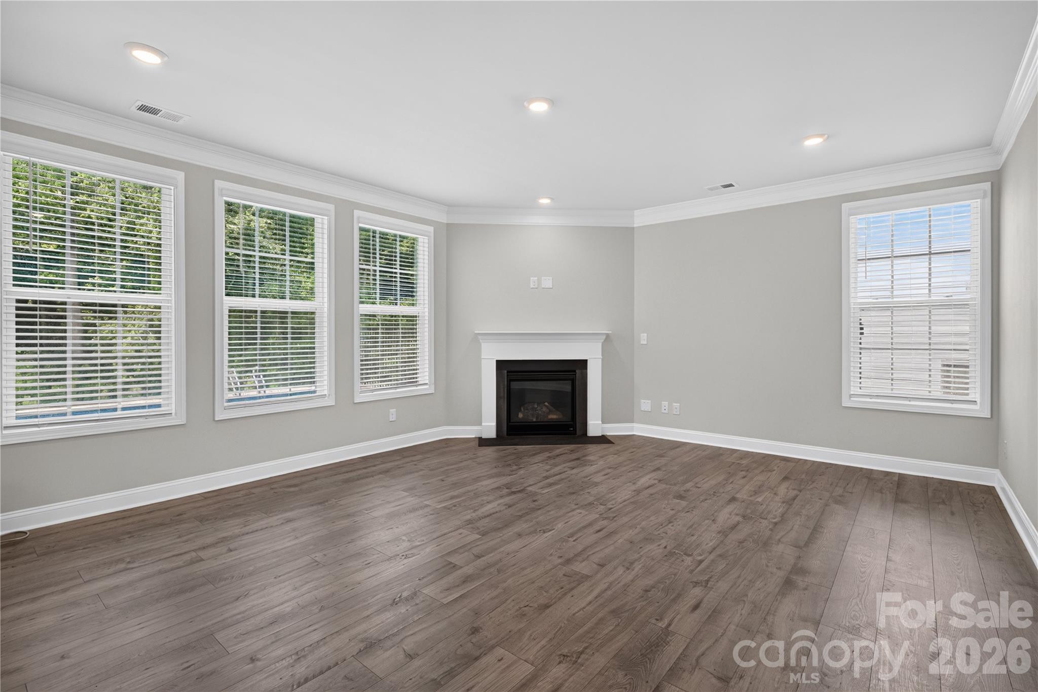 7027 Sylvan Retreat Drive Property Photo 13