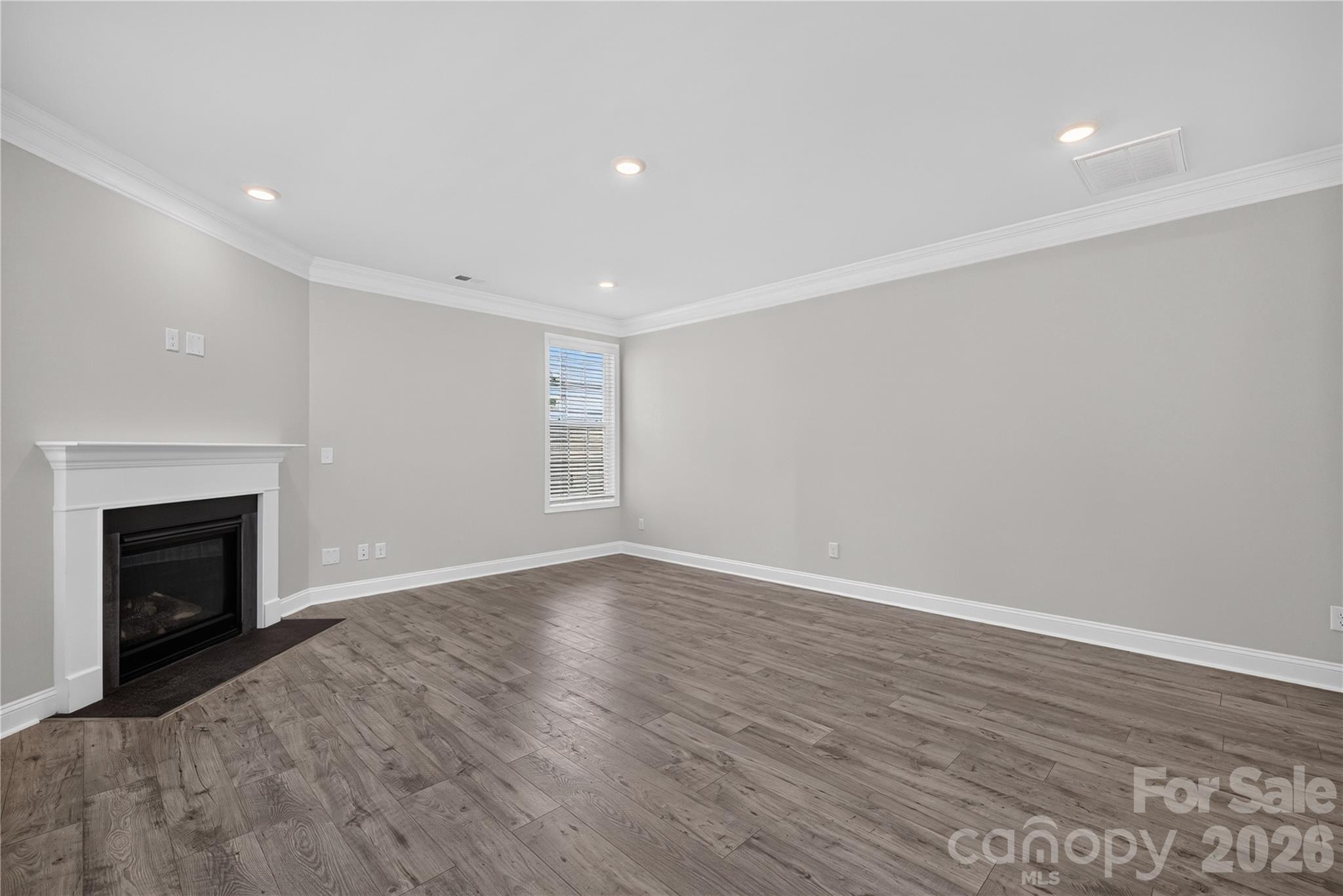 7027 Sylvan Retreat Drive Property Photo 15