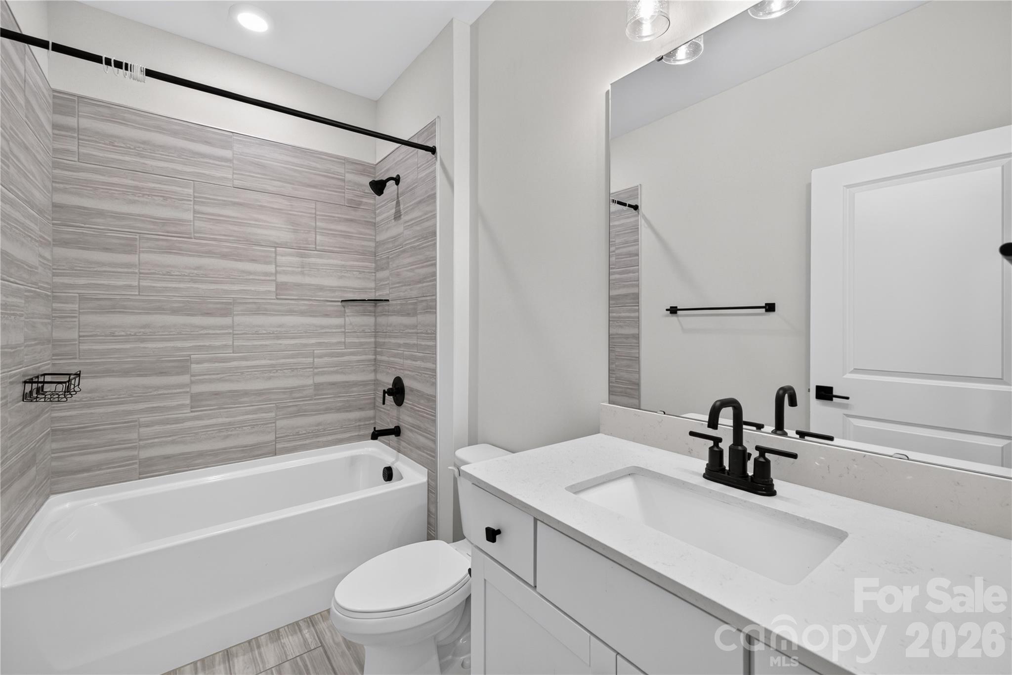 7027 Sylvan Retreat Drive Property Photo 16