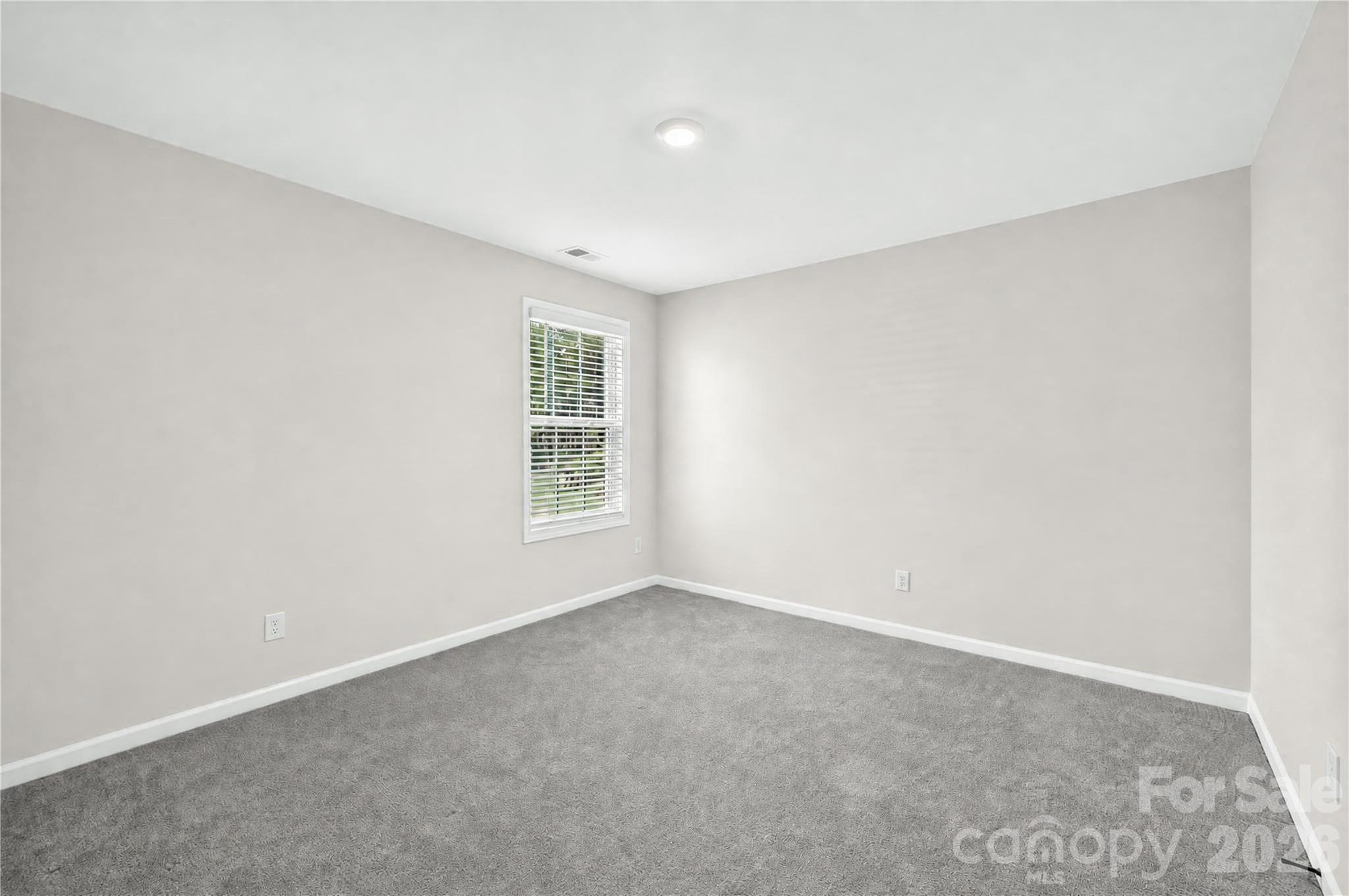 7027 Sylvan Retreat Drive Property Photo 25