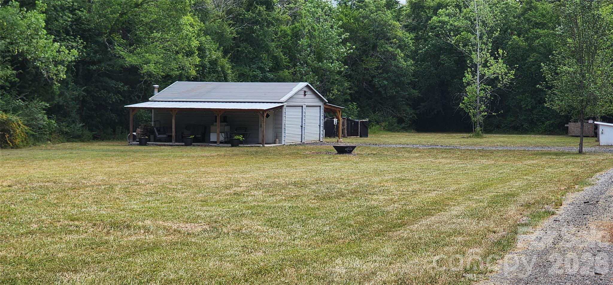 2597 Phil Grant Road Property Photo 10
