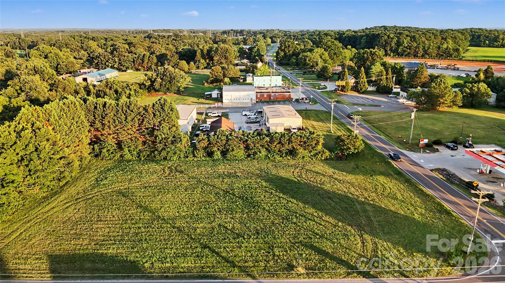1229 Island Ford Road Property Photo 5