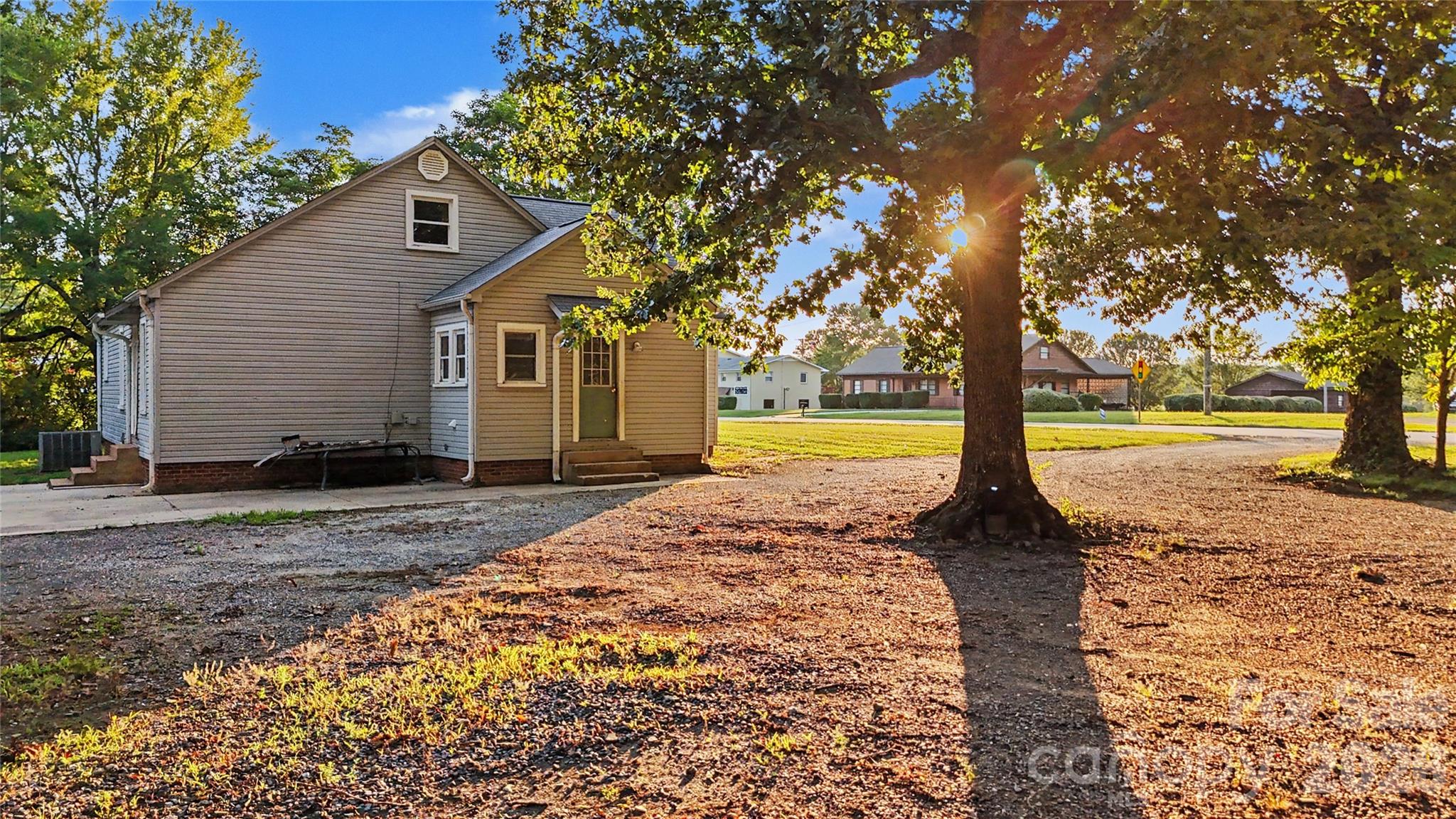 1229 Island Ford Road Property Photo 24