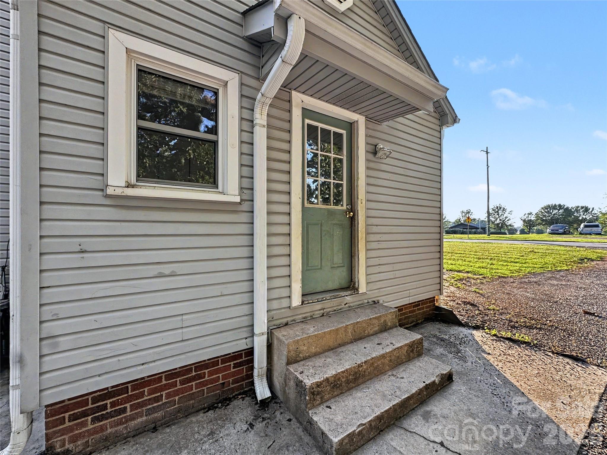 1229 Island Ford Road Property Photo 28