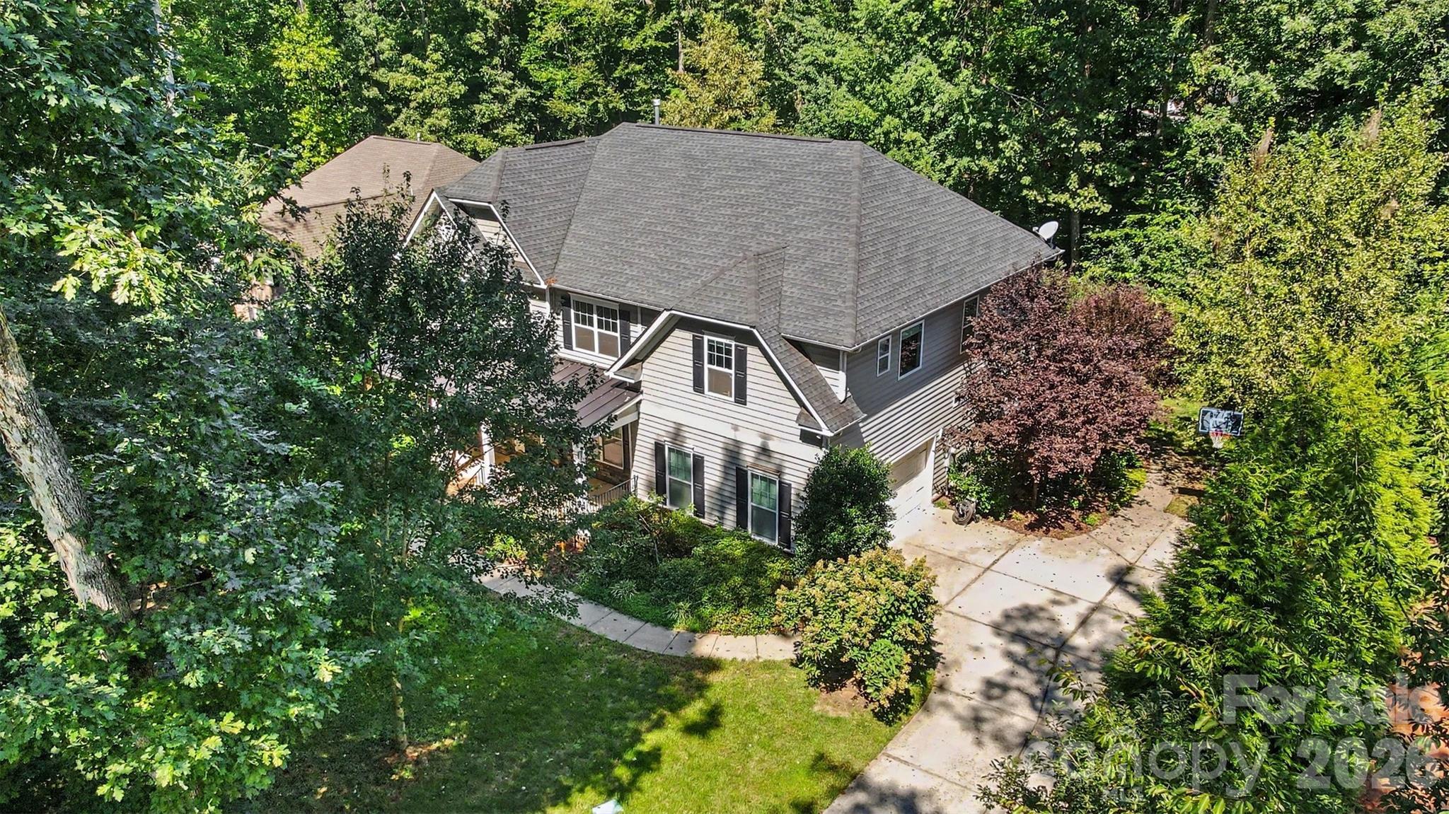 128 Harvest Wind Court Property Photo 2